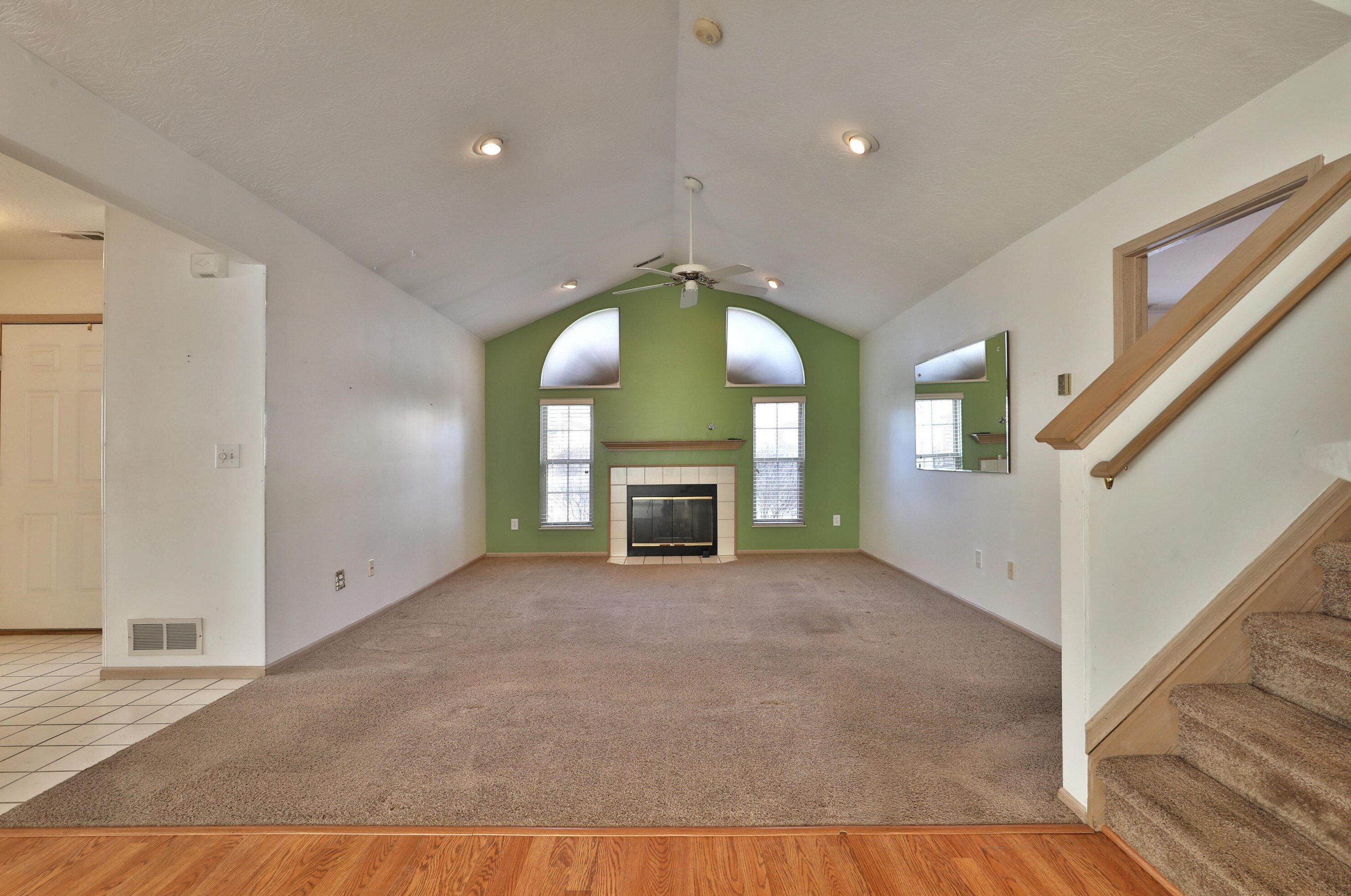 997 Vlg Brk Way, Columbus OH 43235-5033 exterior