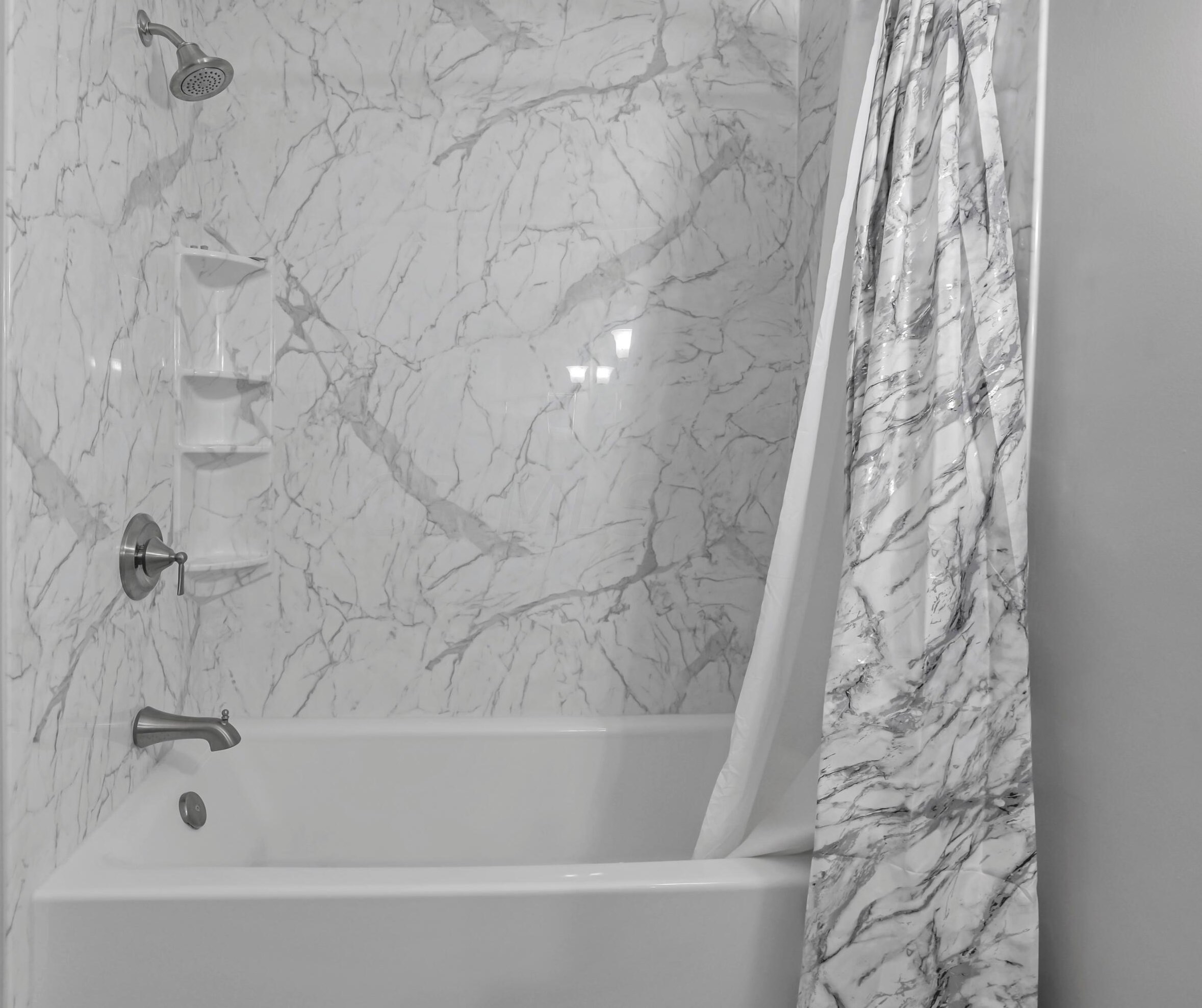 1722 Laurel Ave, Columbus OH 43223-2821 exterior