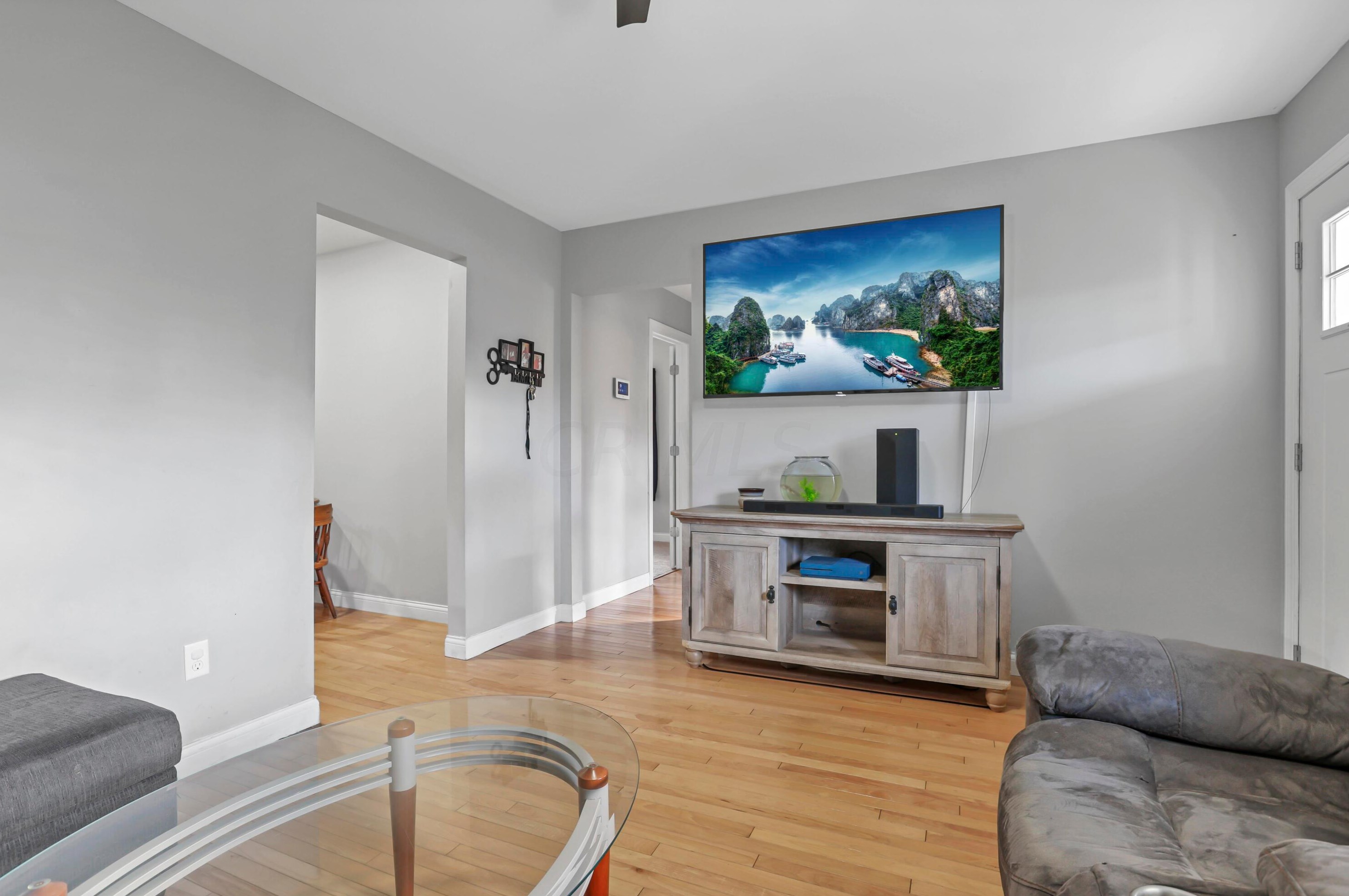 1722 Laurel Ave, Columbus OH 43223-2821 exterior