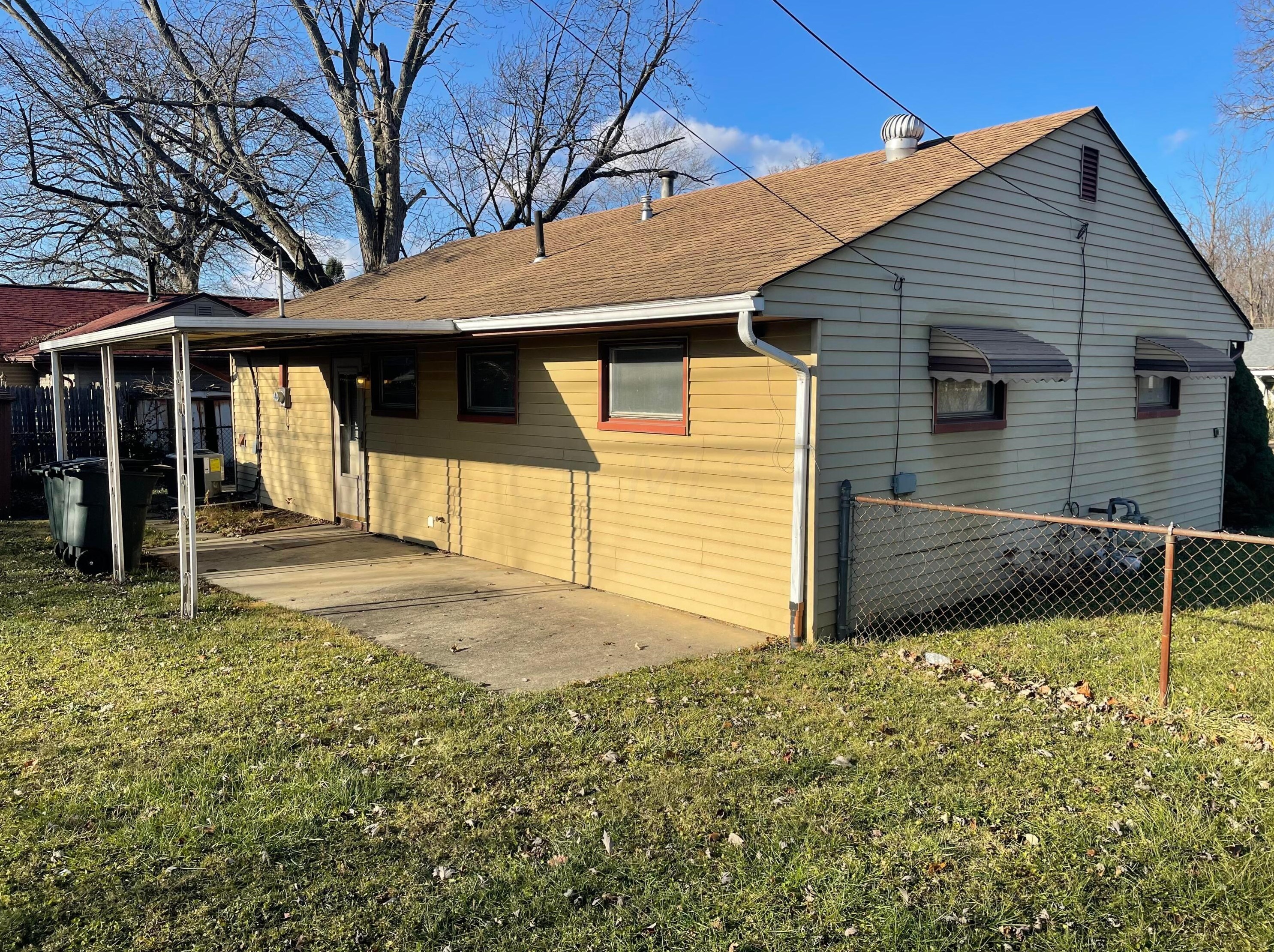 1655 Eastfield Dr, Columbus, OH 43223-3713