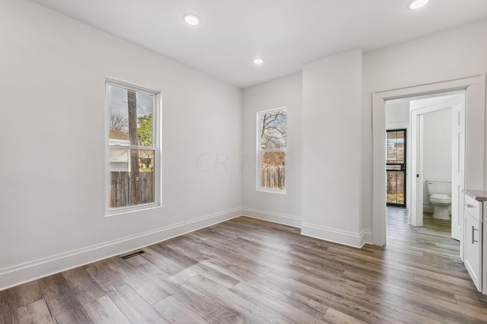 1040 Ohio Ave, Columbus OH  43206-1574 exterior