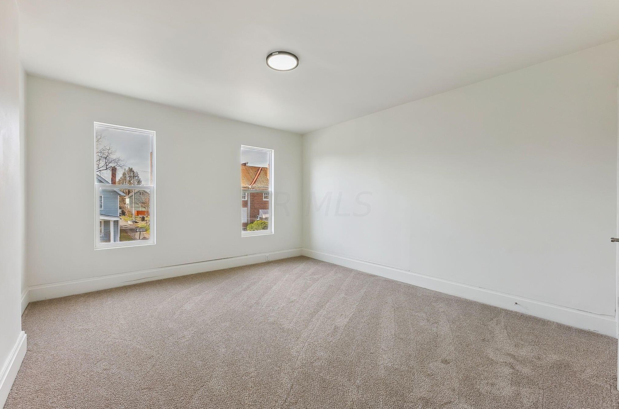 1040 Ohio Ave, Columbus OH  43206-1574 exterior