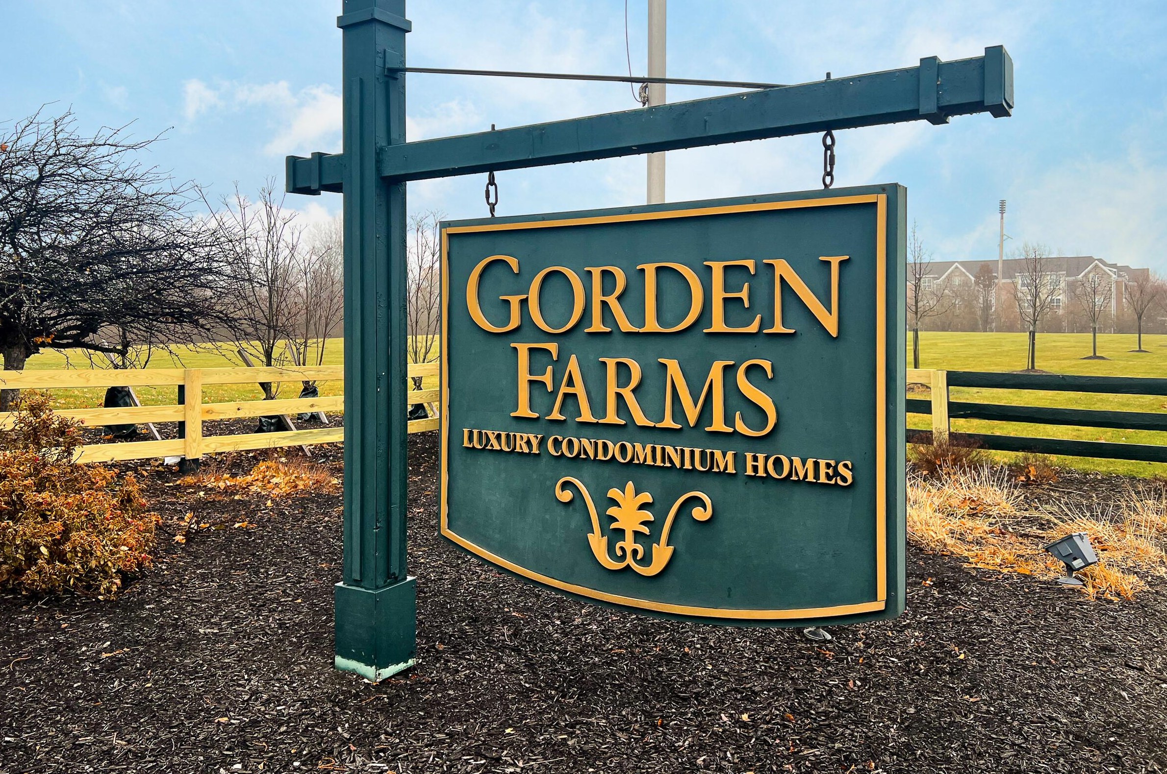 6964 Old Bridge Ln, Dublin, OH 43016-6403
