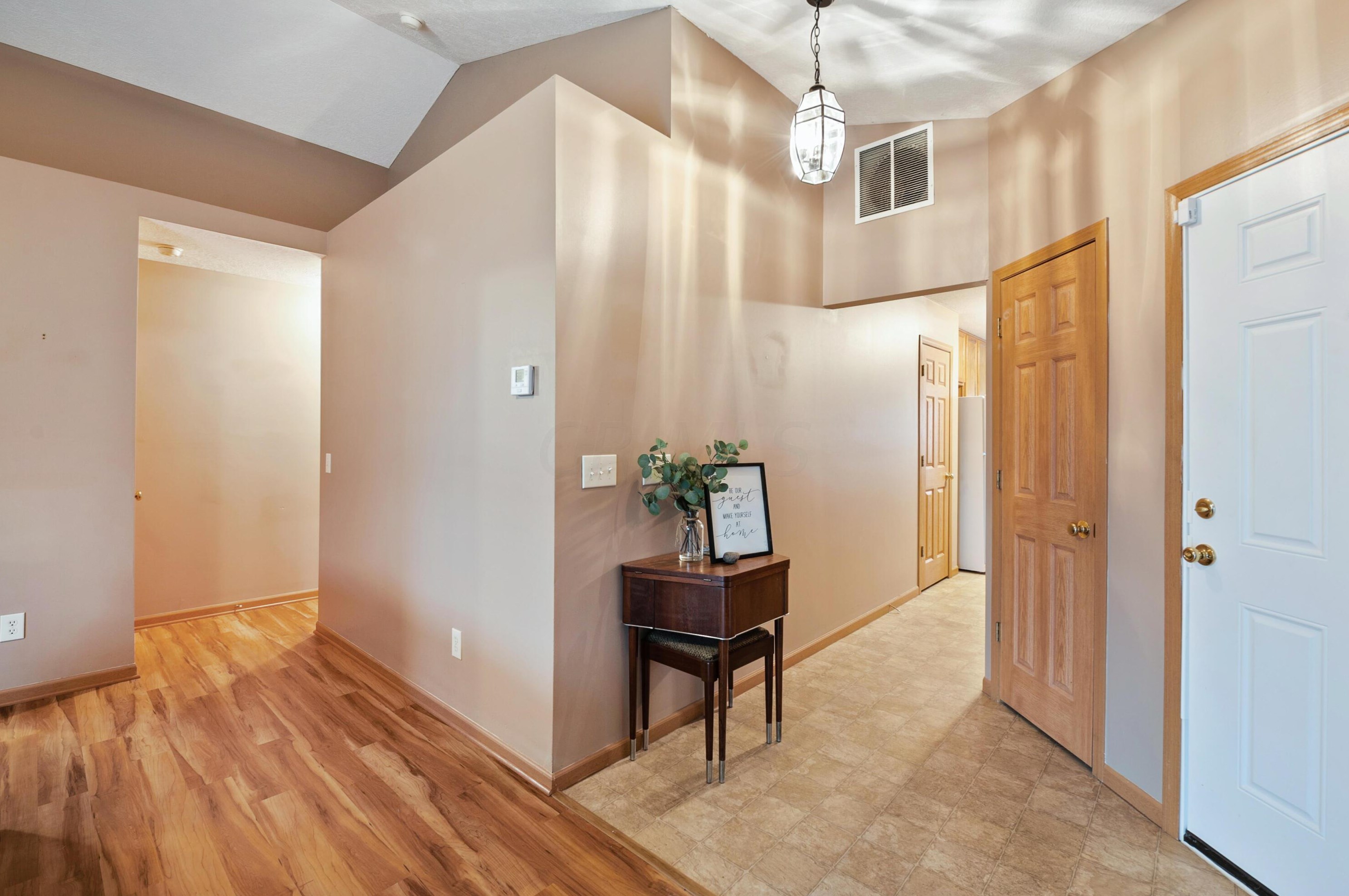 6867 Spring Bloom Dr, Cnl Wnchstr, OH 43110-7803