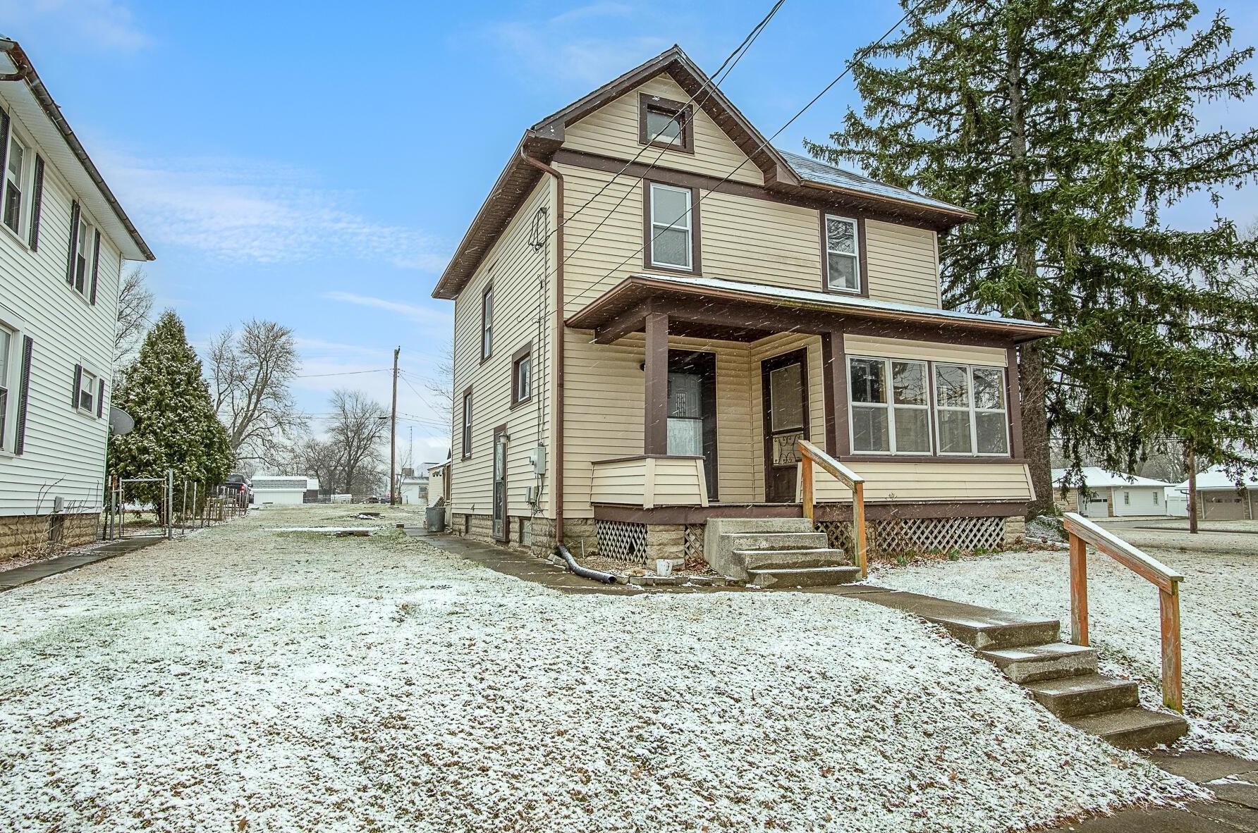 1309 Woodlawn Ave, Bucyrus, OH 44820