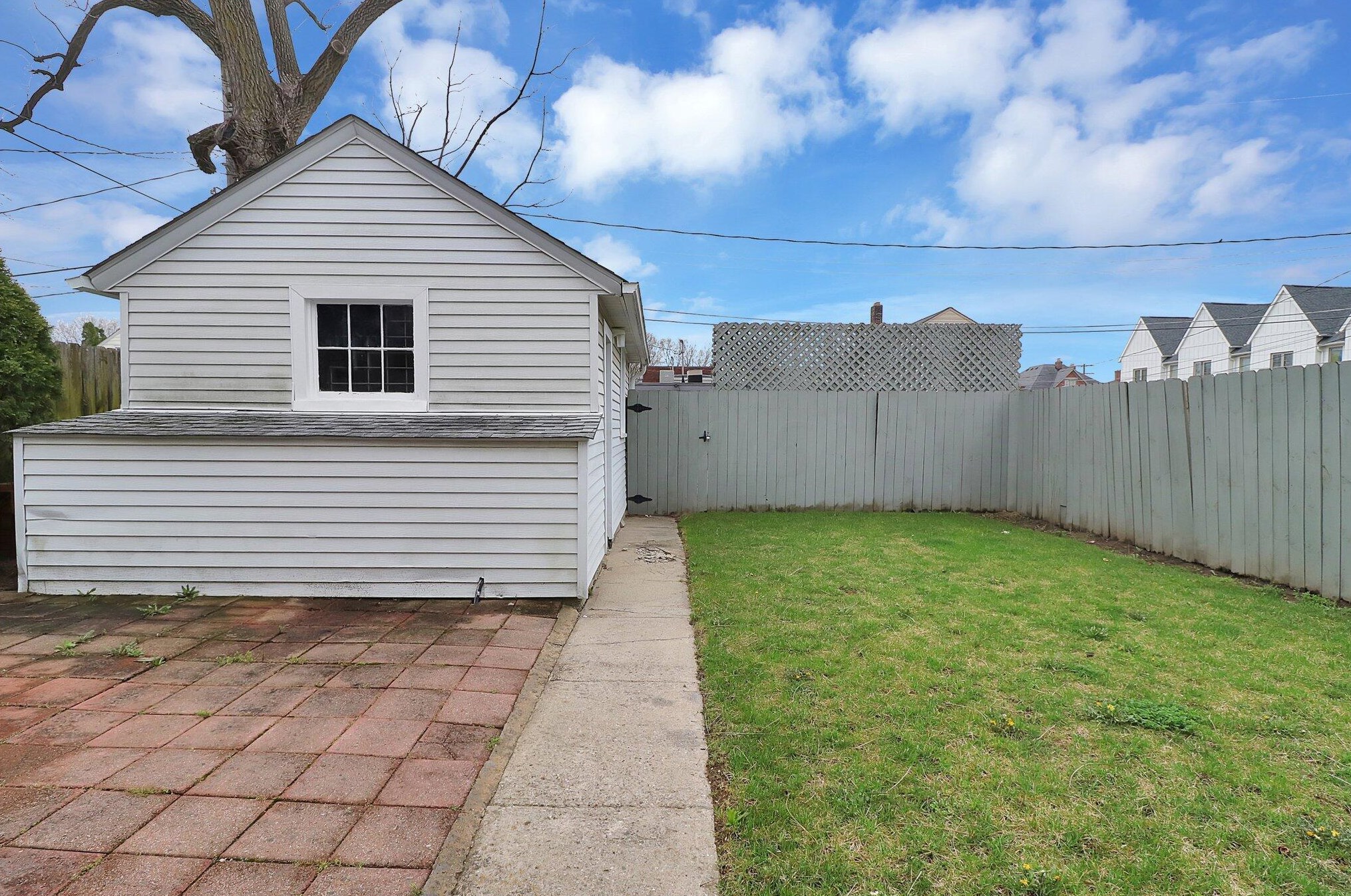 51 Frebis Ave, Columbus OH  43206-3613 exterior