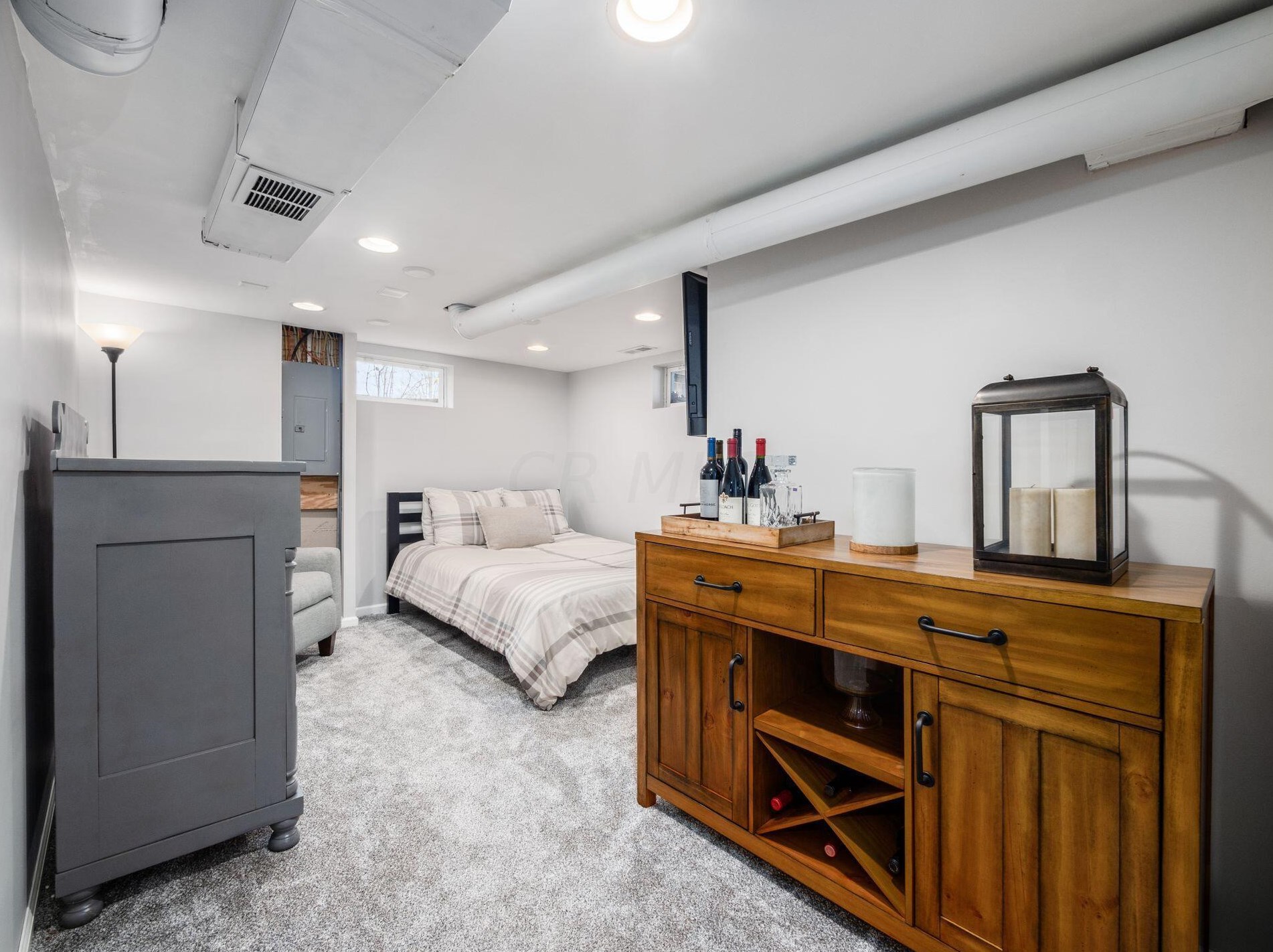 2170 Ridgecliff Rd, Columbus OH  43221-1820 exterior