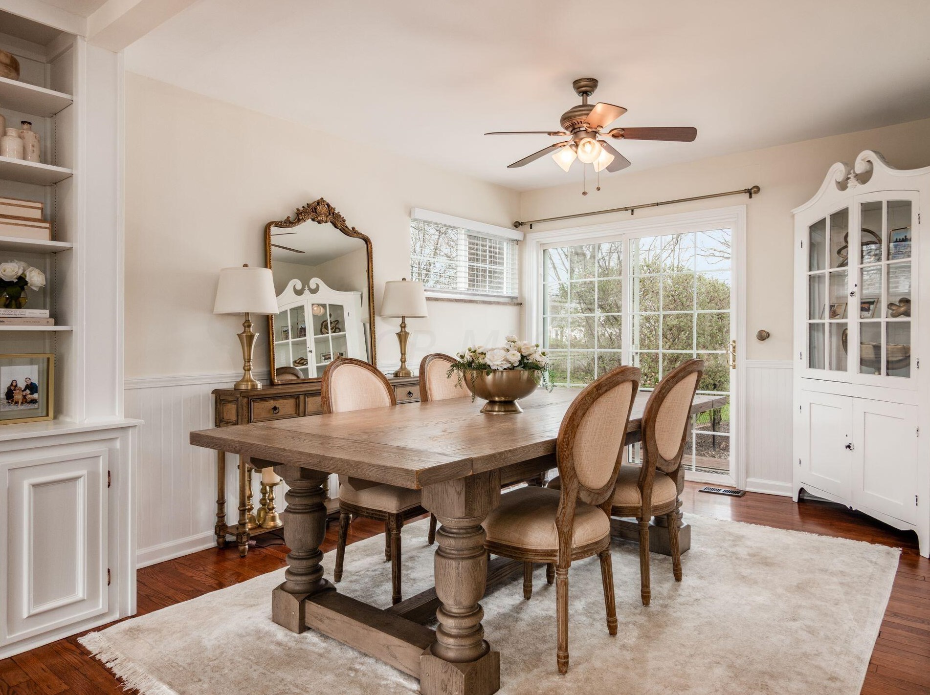 2170 Ridgecliff Rd, Columbus OH  43221-1820 exterior