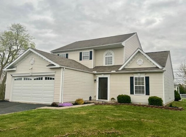 2 Hawthorne Dr, Ashville, OH 43103-9374