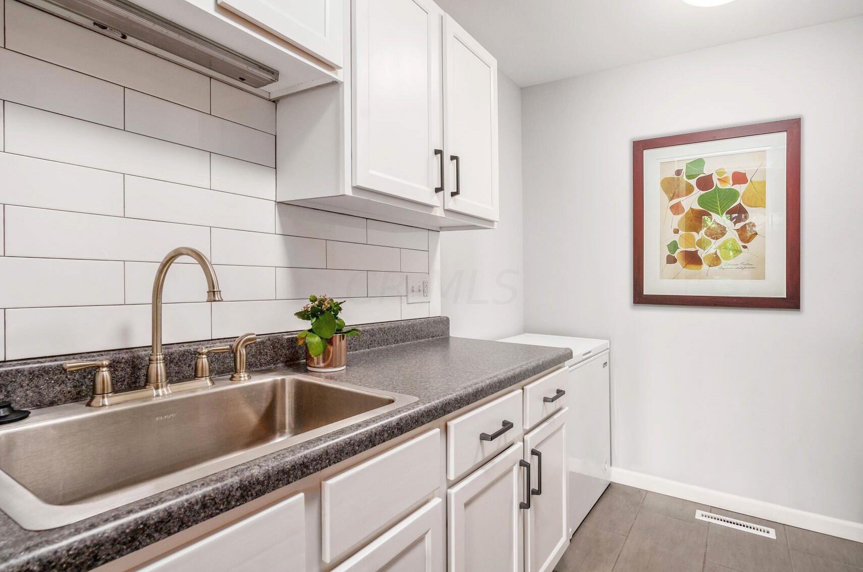 391 Birchwood Ln, Westerville OH  43081-3057 exterior