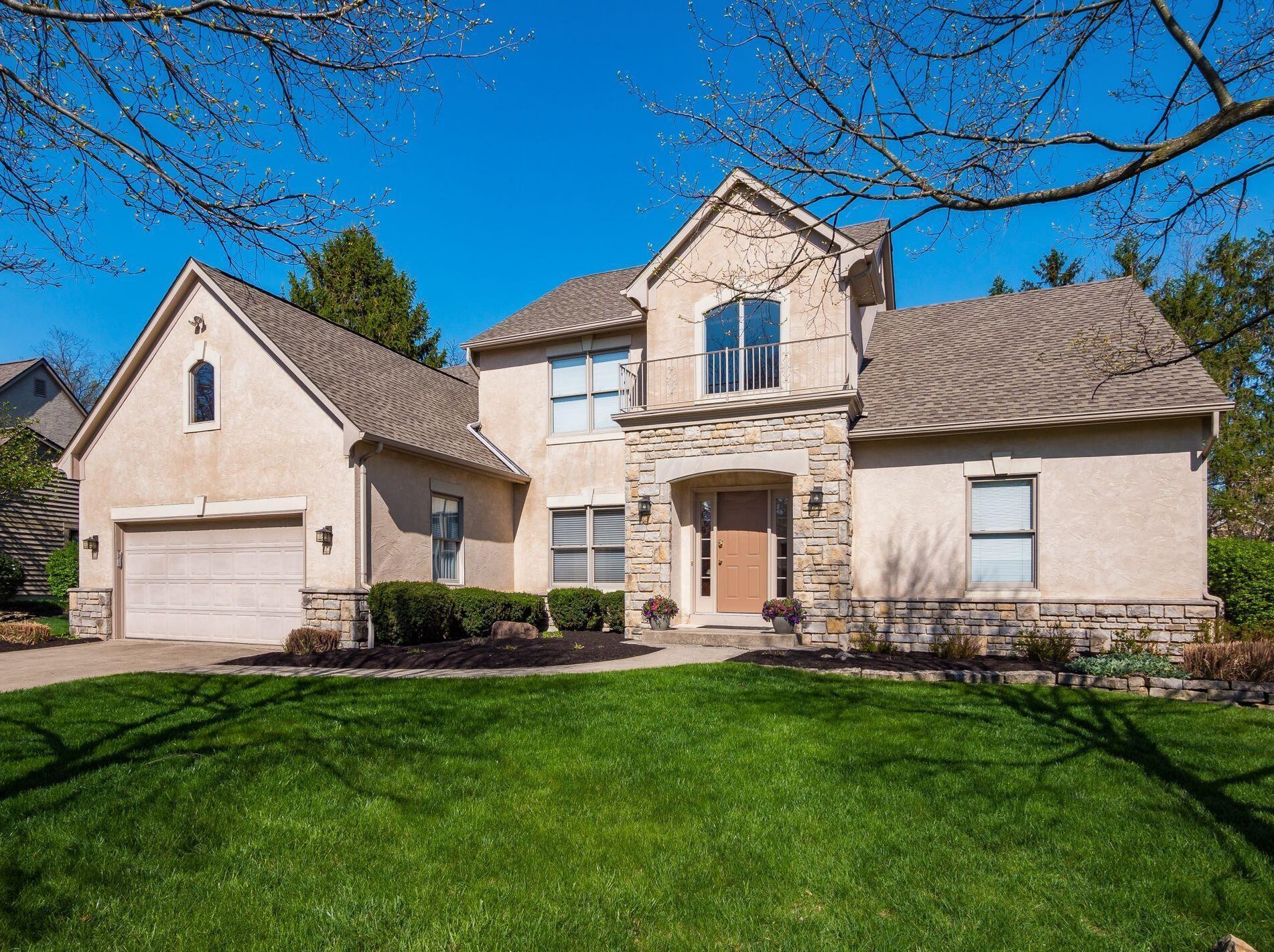 9398 Culross Ct, Dublin, OH 43017-9685