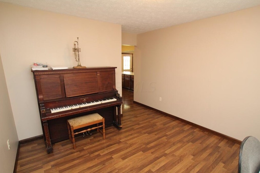 11946 Yankeetown Pike, Mount Sterling OH  43143-9513 exterior