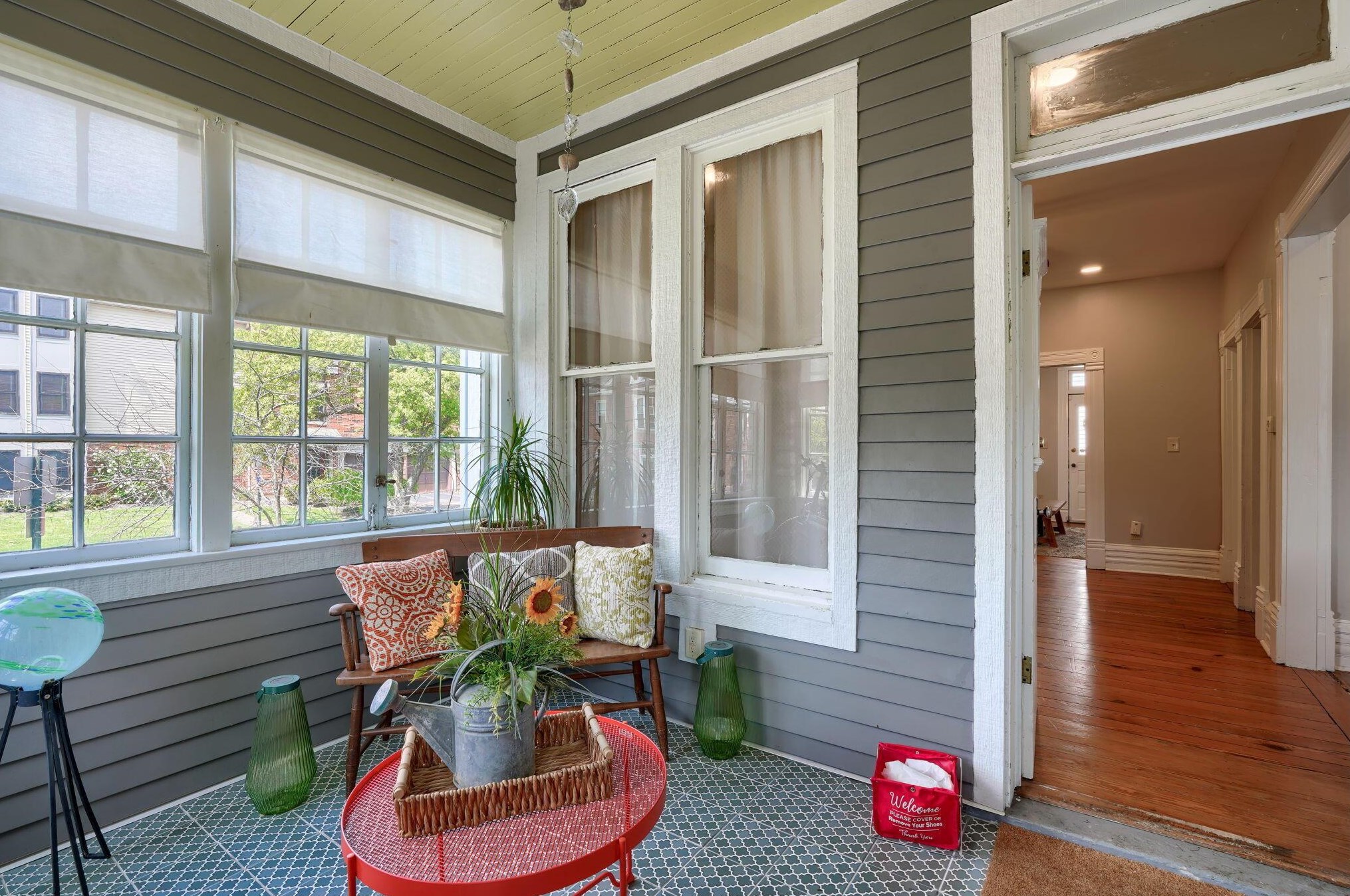 240 2nd Ave, Columbus OH  43201-5401 exterior