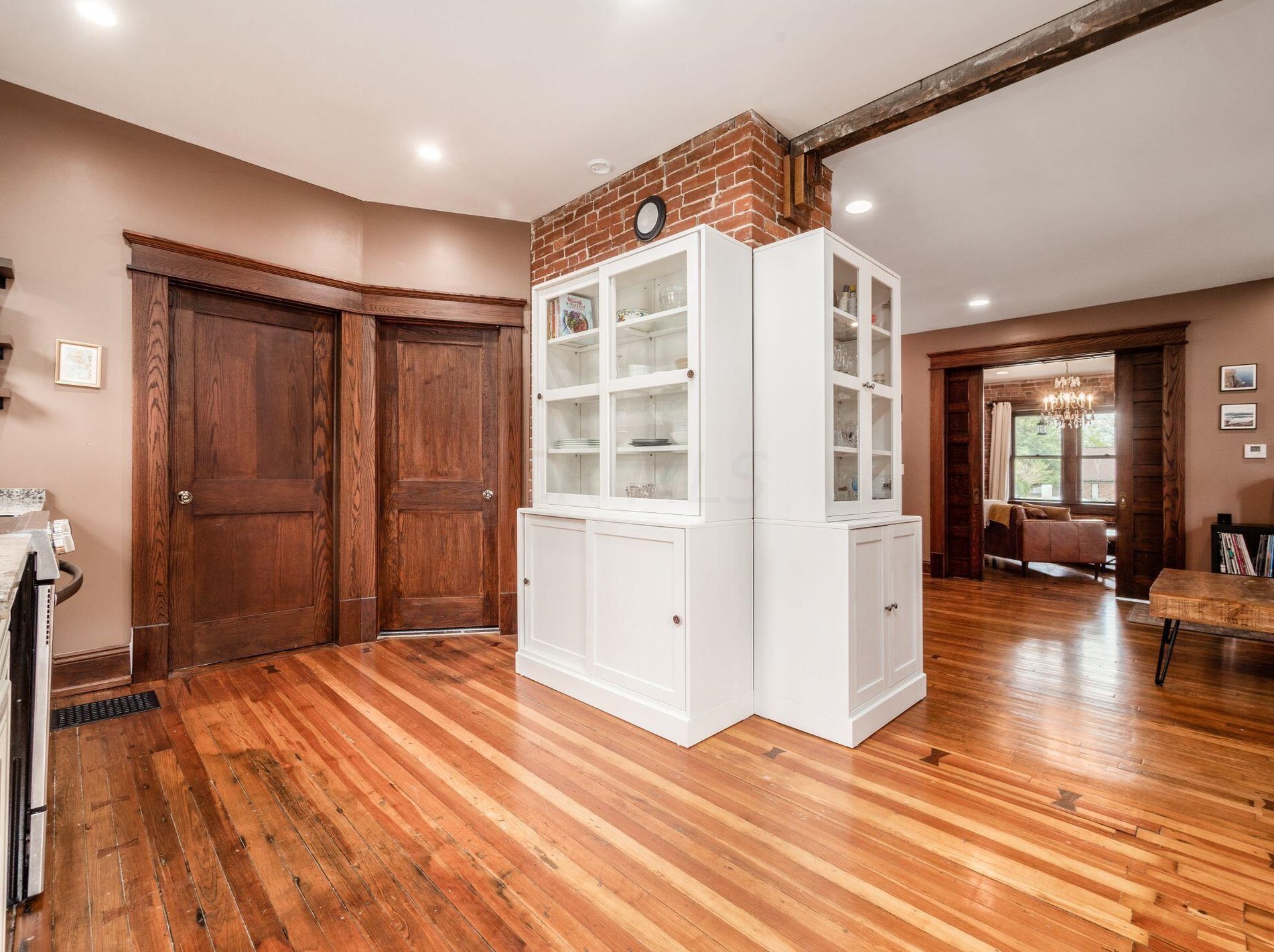 1557 High St, Columbus OH  43201-1154 exterior