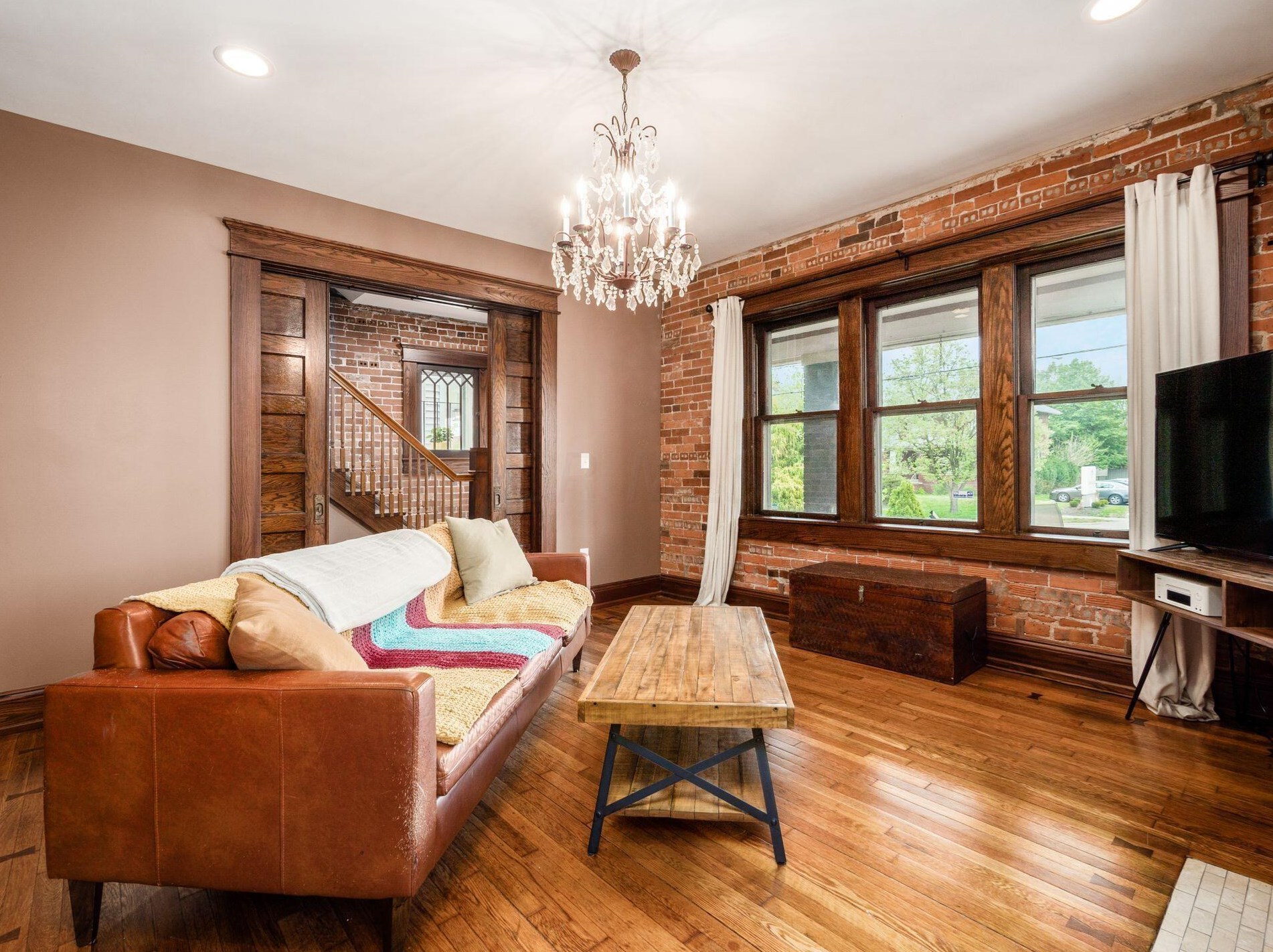 1557 High St, Columbus OH  43201-1154 exterior