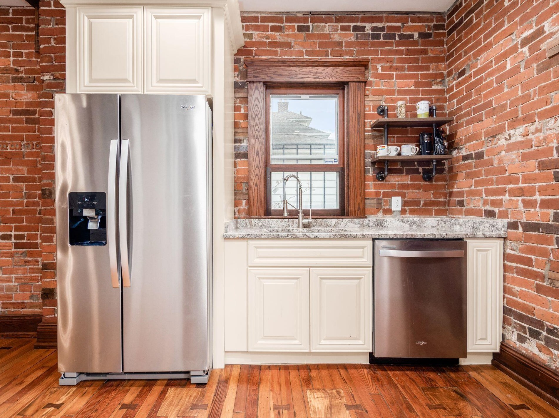 1557 High St, Columbus OH  43201-1154 exterior