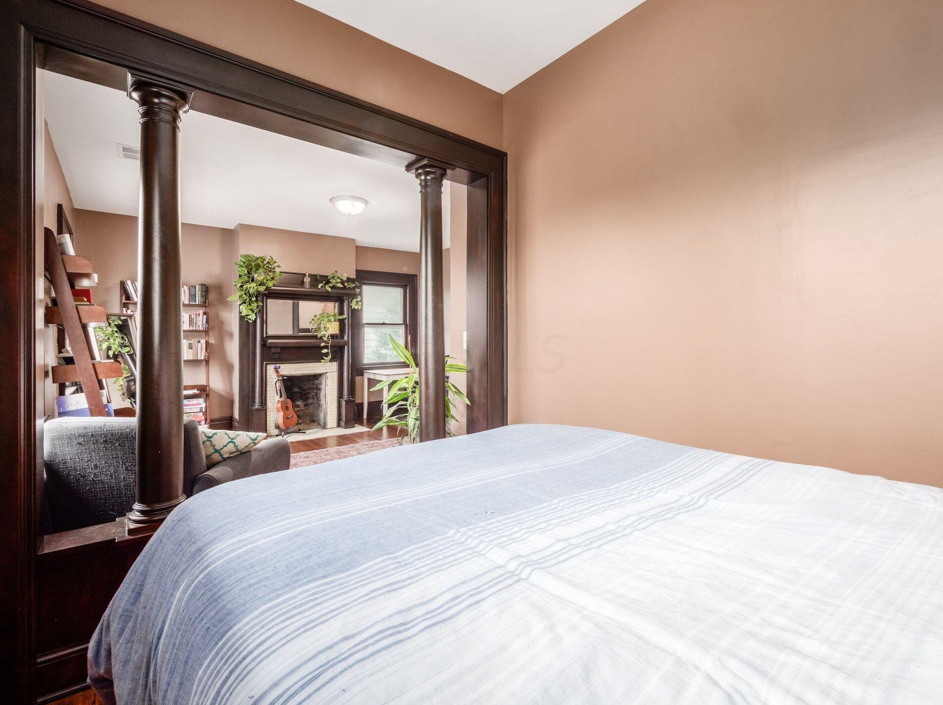 1557 High St, Columbus OH  43201-1154 exterior