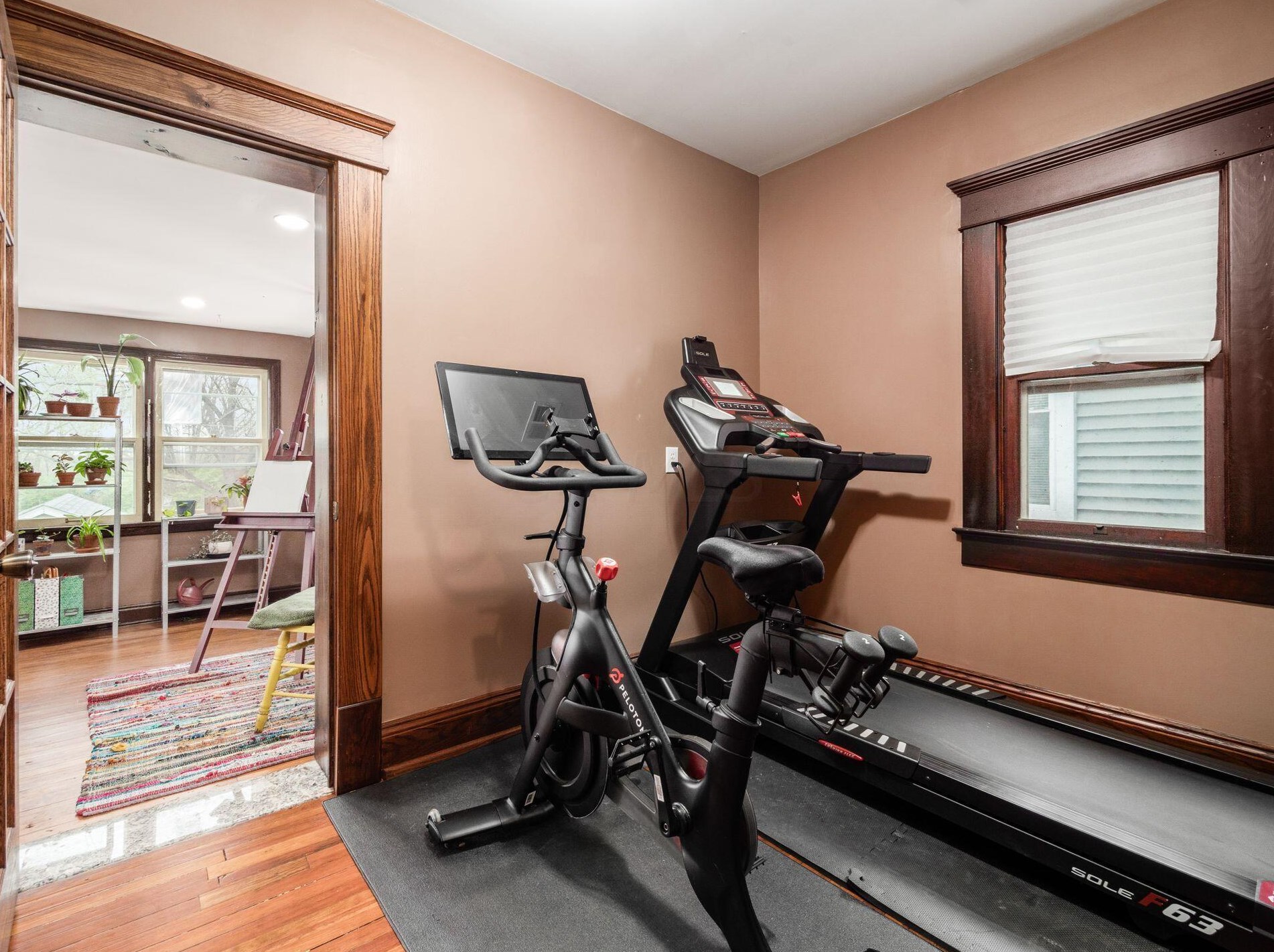 1557 High St, Columbus OH  43201-1154 exterior