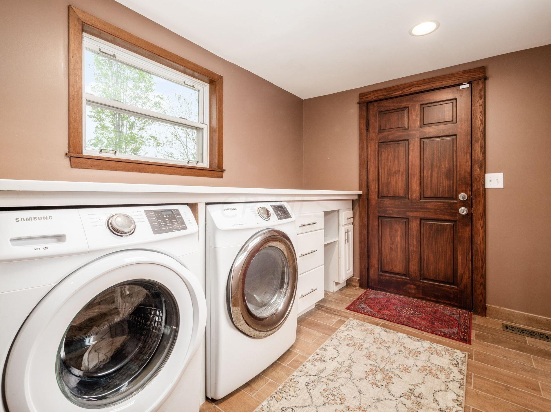 1557 High St, Columbus OH  43201-1154 exterior