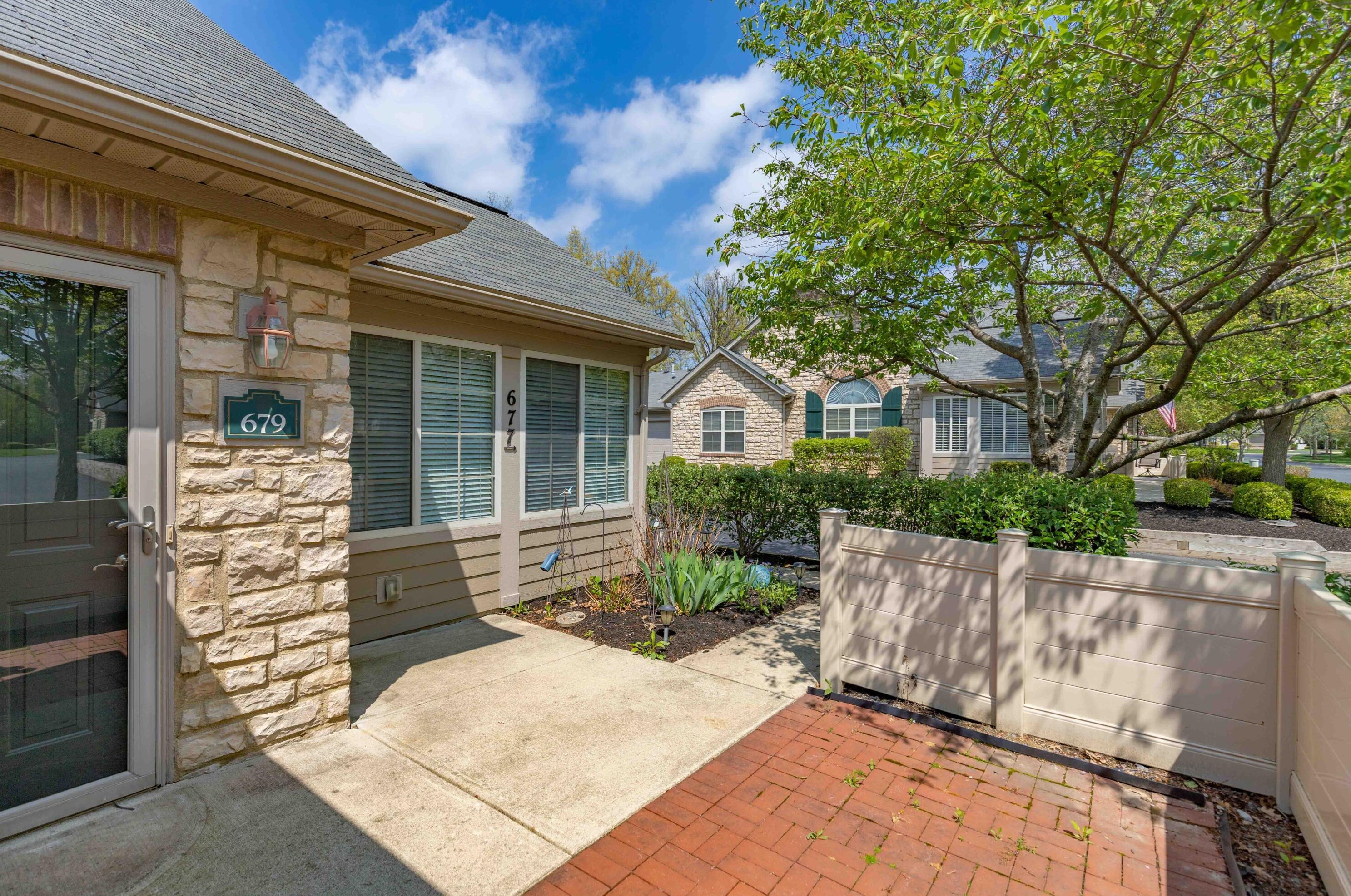 679 Old Dover Rd, Westerville OH  43082-6459 exterior