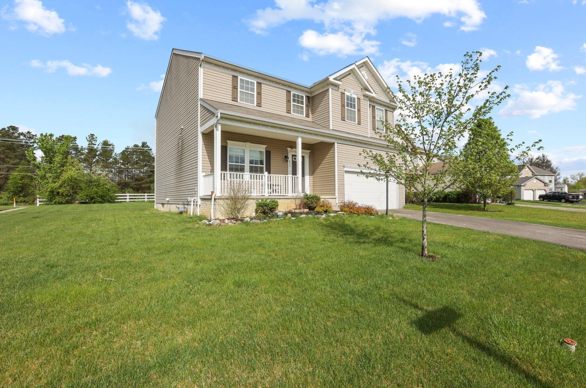 653 Sleigh Ct, Pataskala, OH 43062