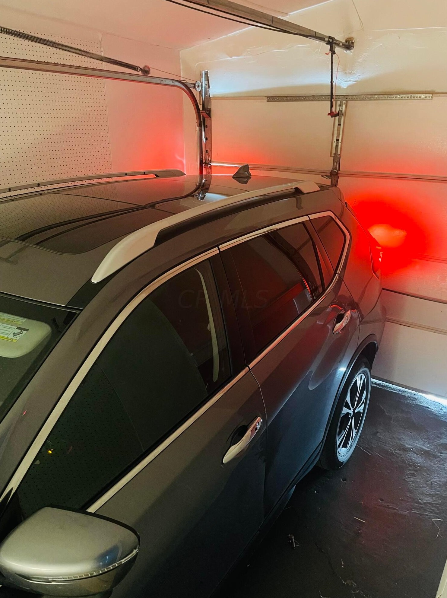 886 Pierce Ave, Columbus OH 43213-3043 exterior