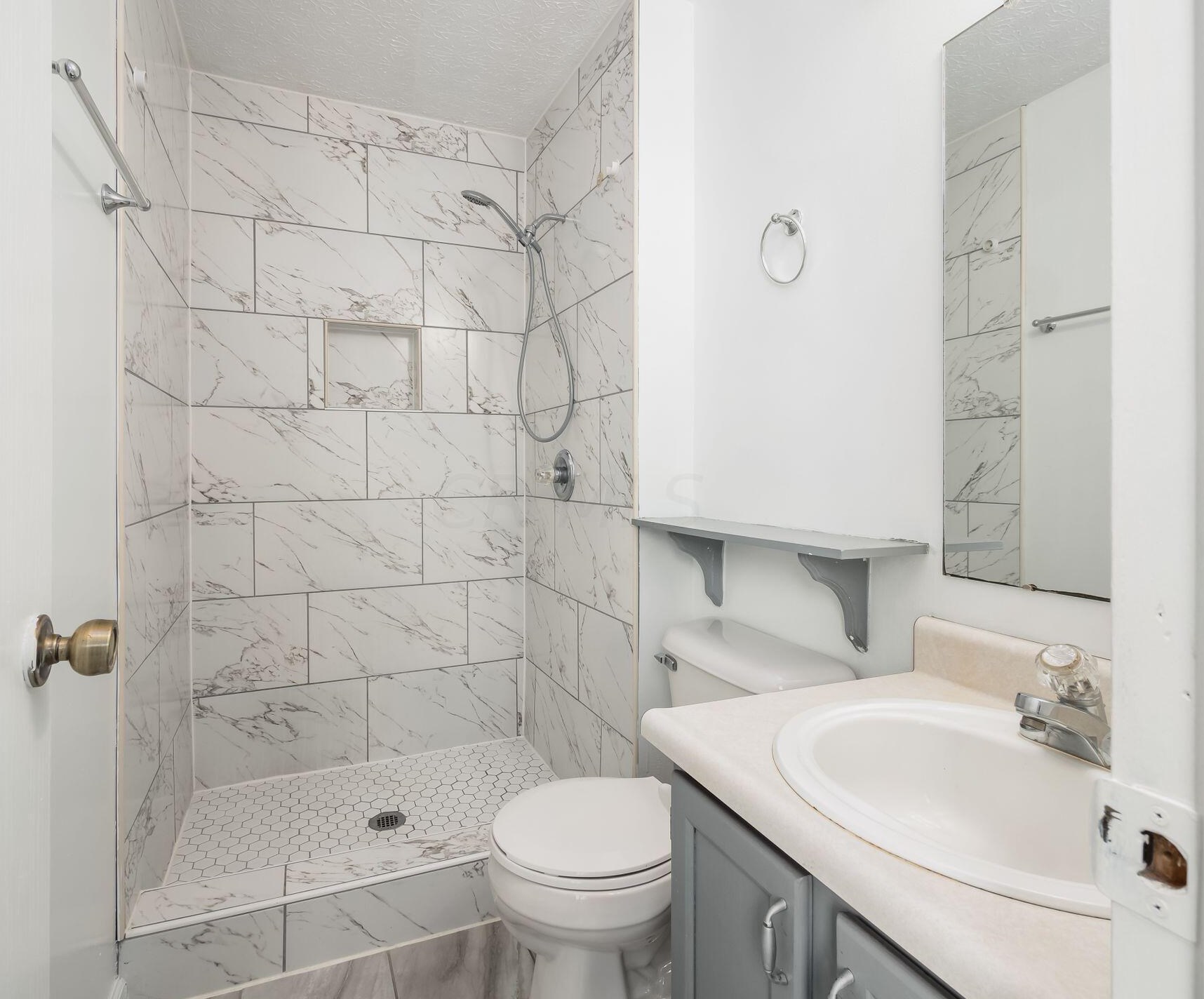 1027 Cypress Ridge Pl, Columbus OH  43228-6307 exterior