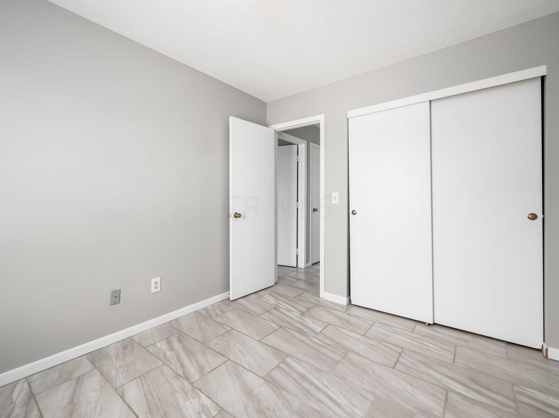 1027 Cypress Ridge Pl, Columbus OH  43228-6307 exterior