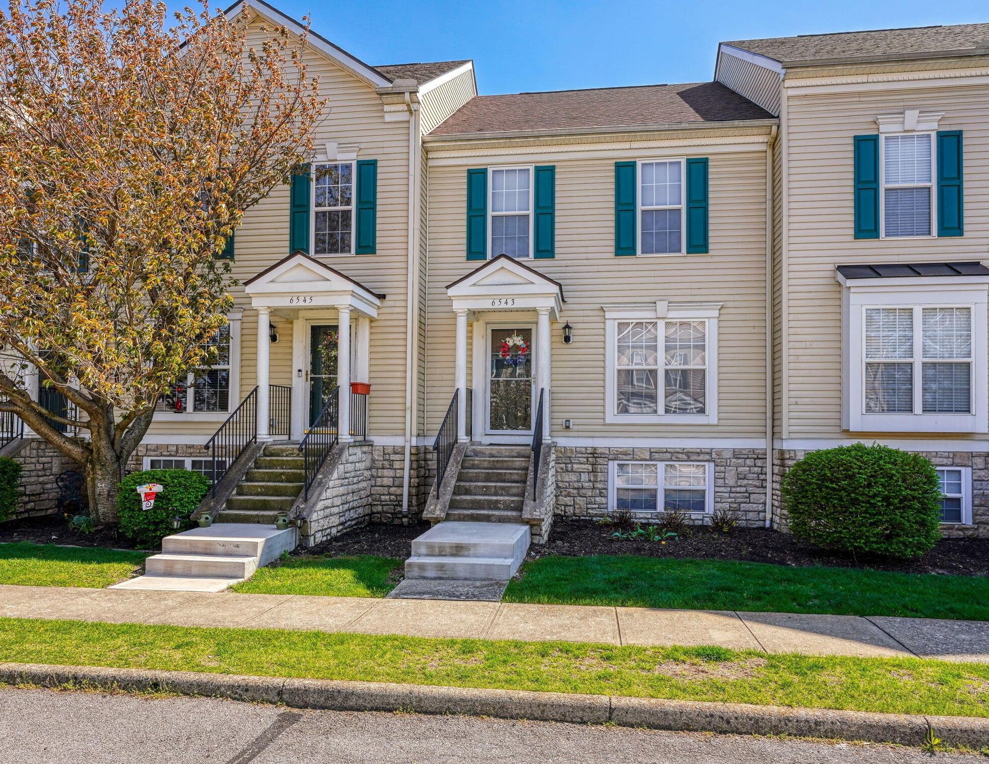 6543 Crab Apple Dr, Cnl Wnchstr, OH 43110-7022