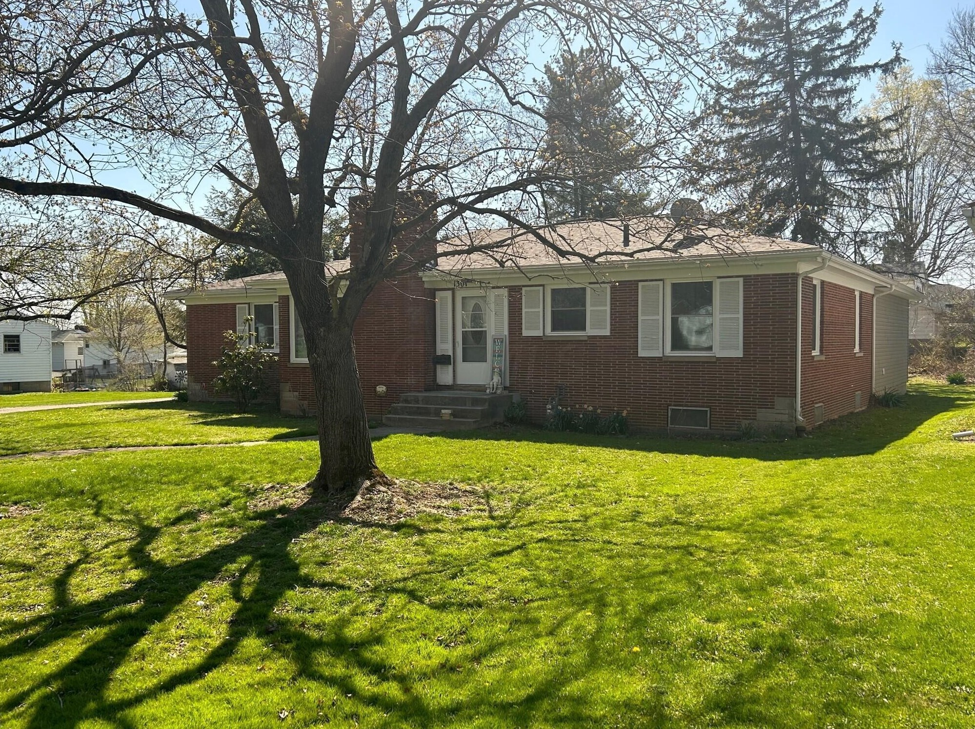 1301 N Mulberry St, Mount Vernon, OH 43050