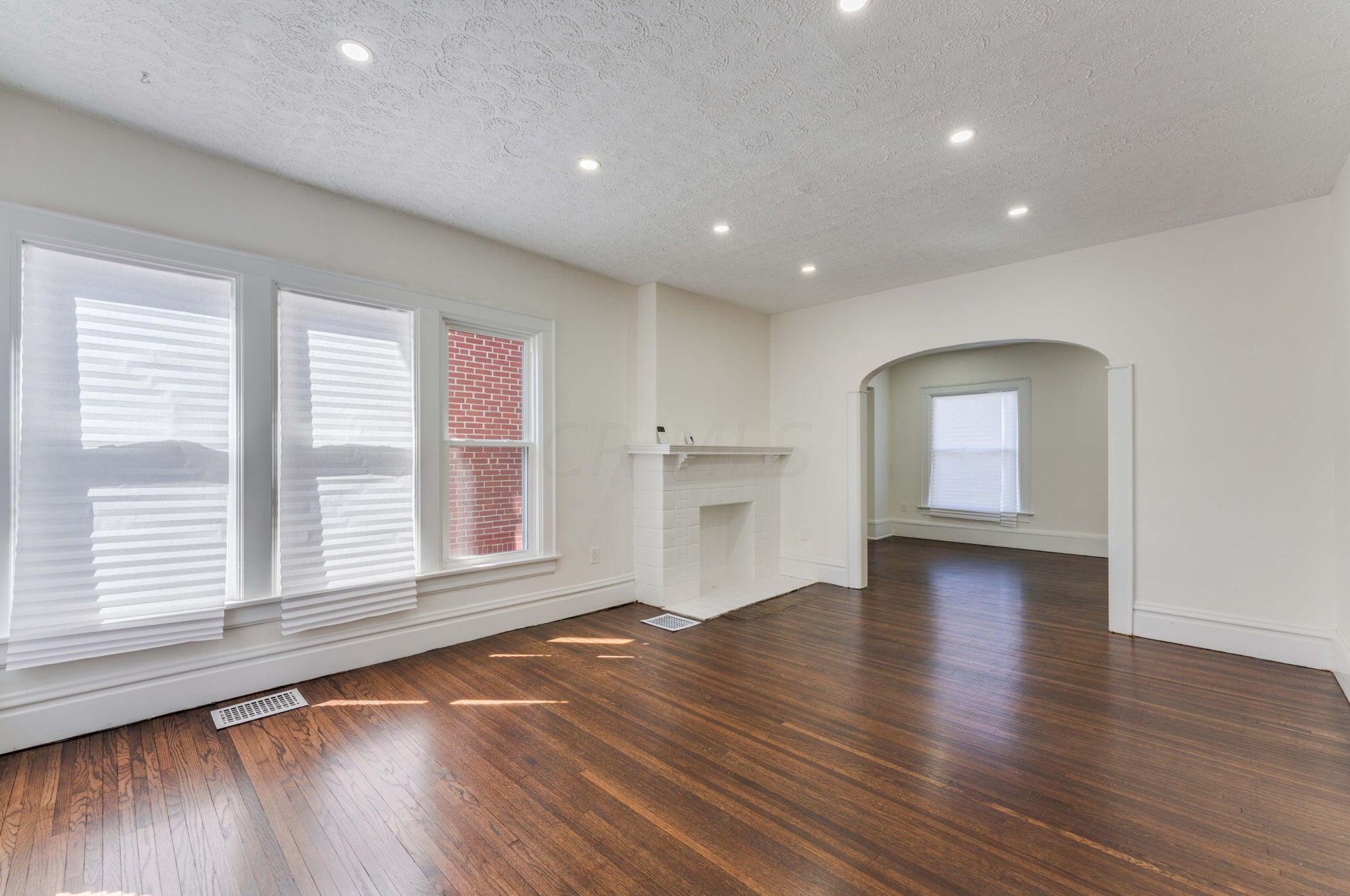 93 Eldon Ave, Columbus, OH 43204-3702