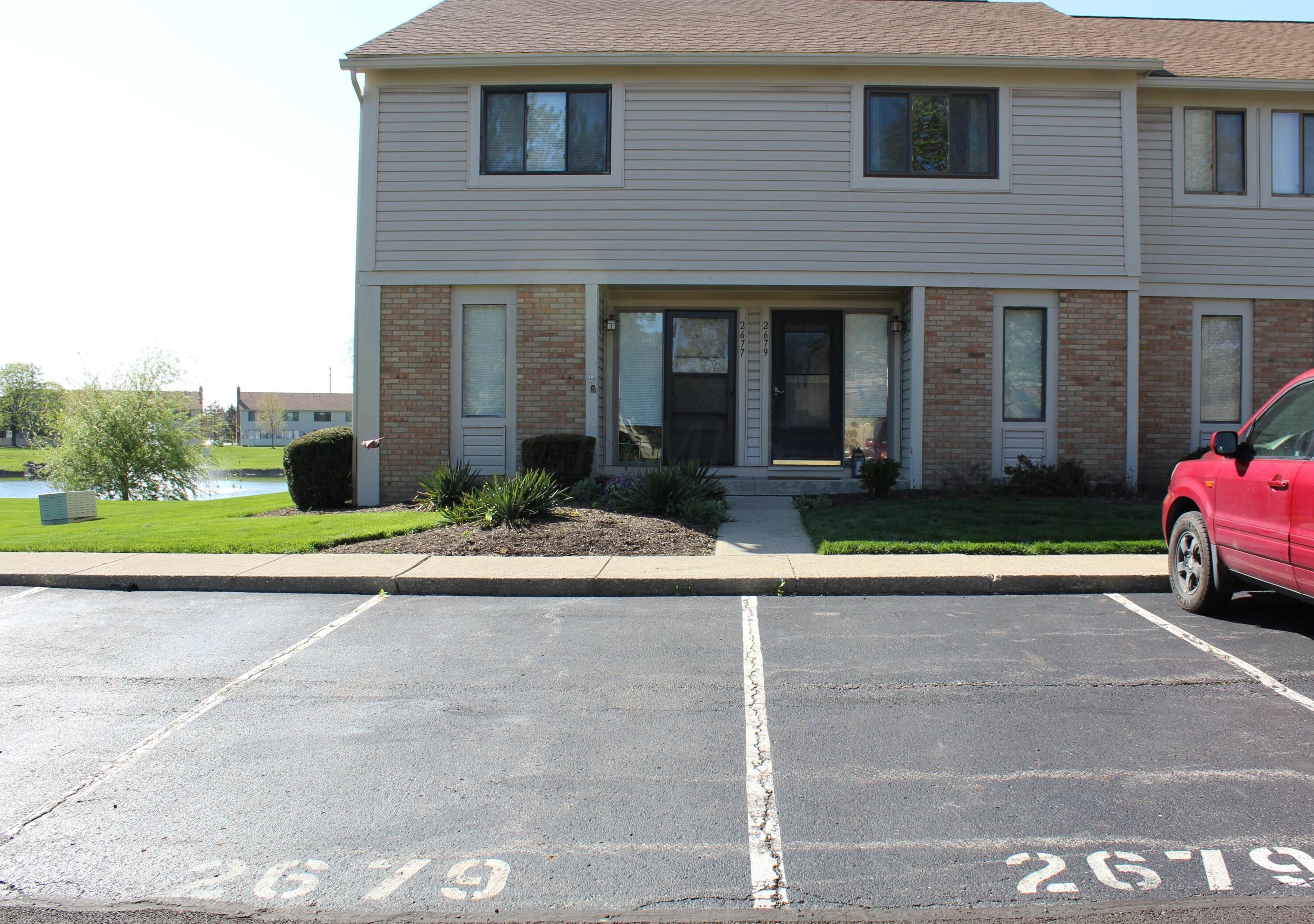 2679 Cedar Lake Dr, Dublin, OH 43016