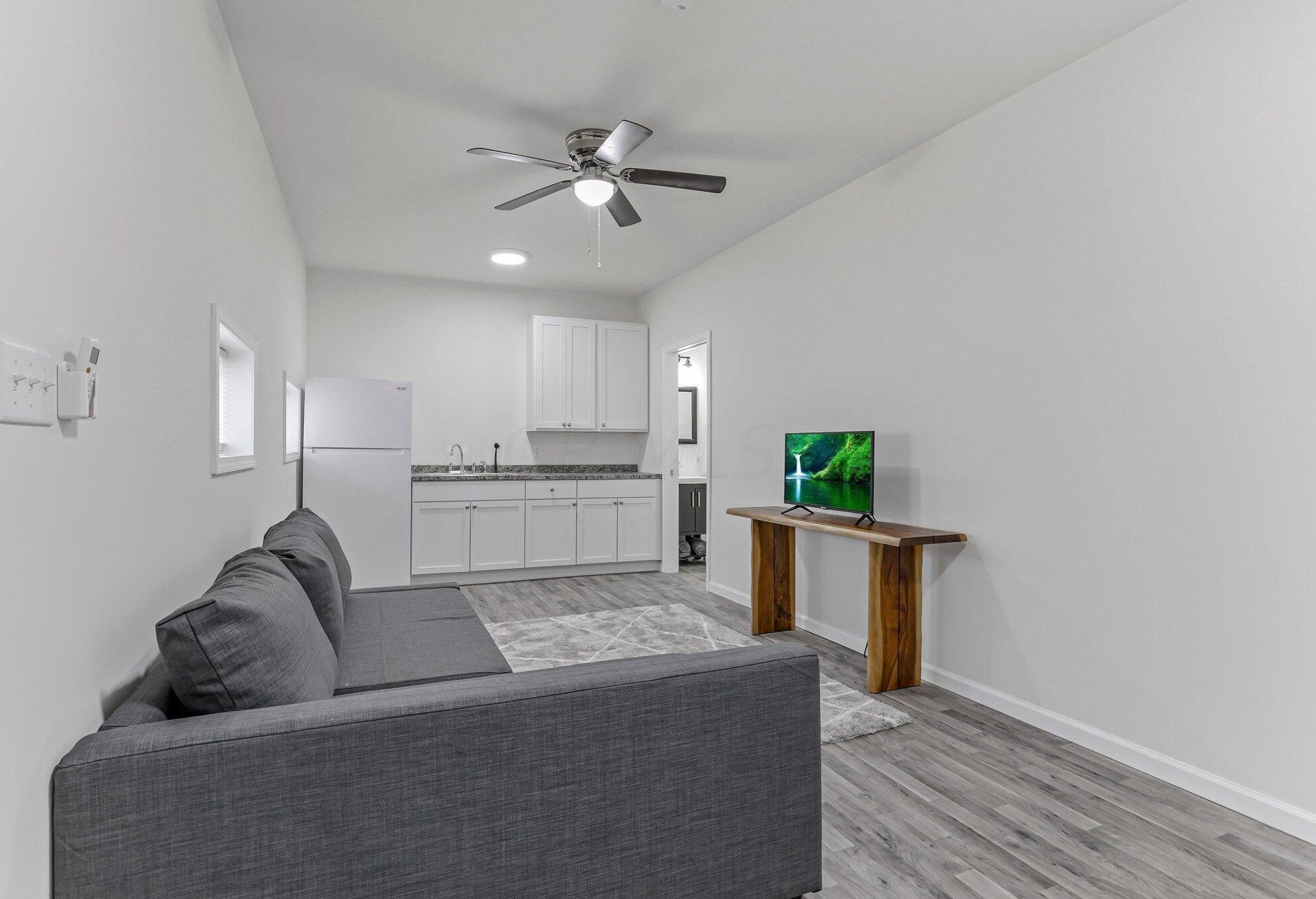 165 Frebis Ave, Columbus OH 43206-3725 exterior