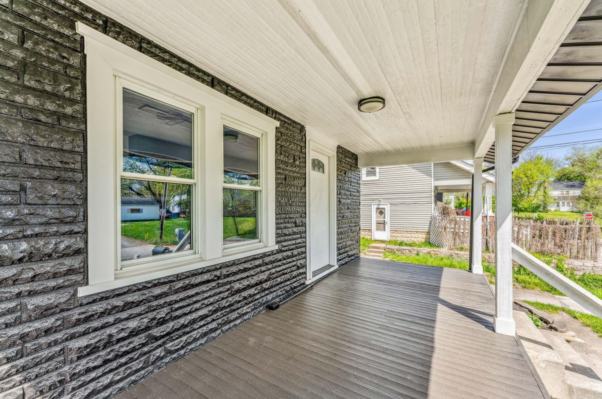 131 Nashoba Ave, Columbus, OH 43223-1215