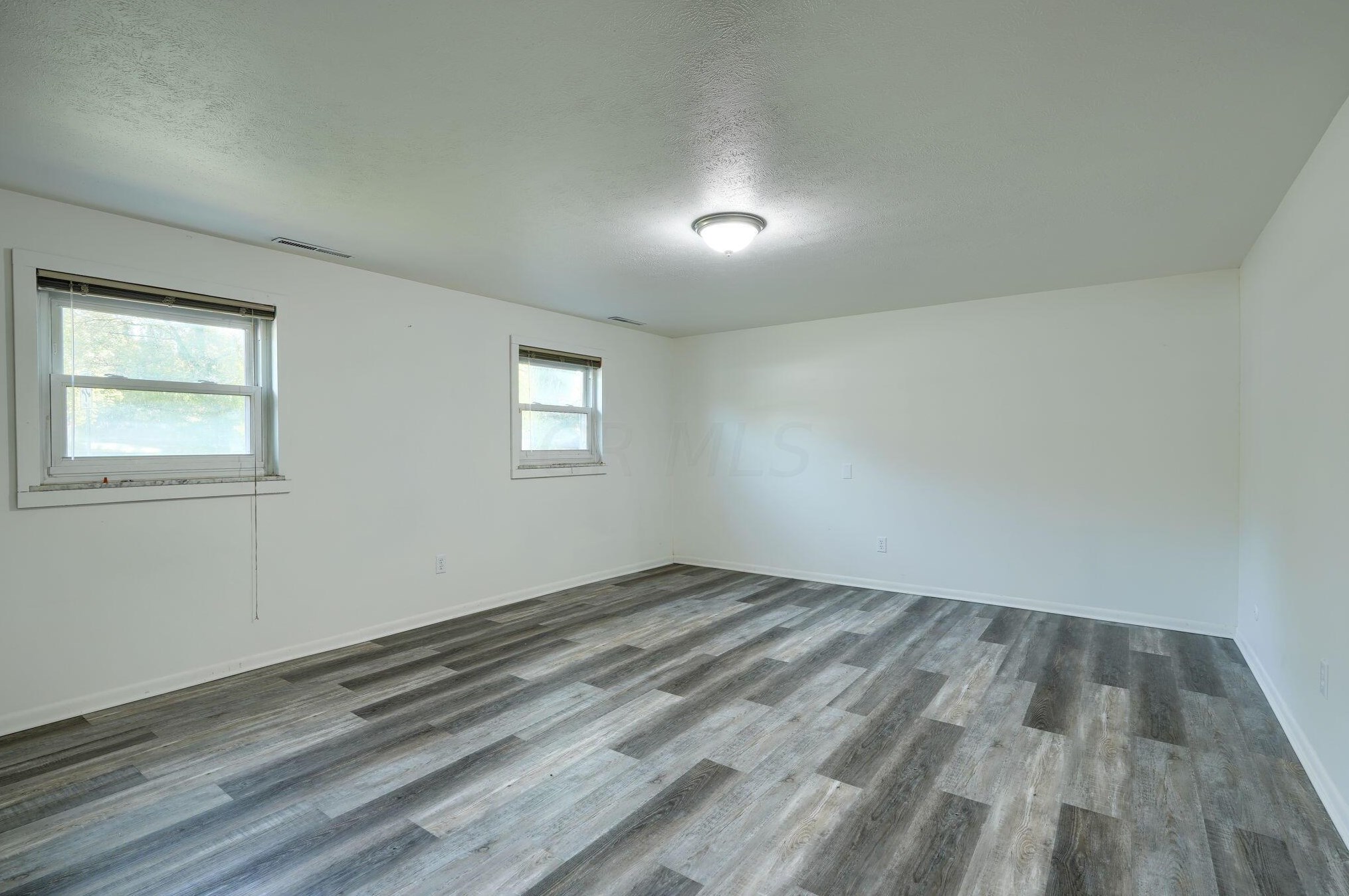 437 Stygler Rd, Columbus OH  43230-2027 exterior