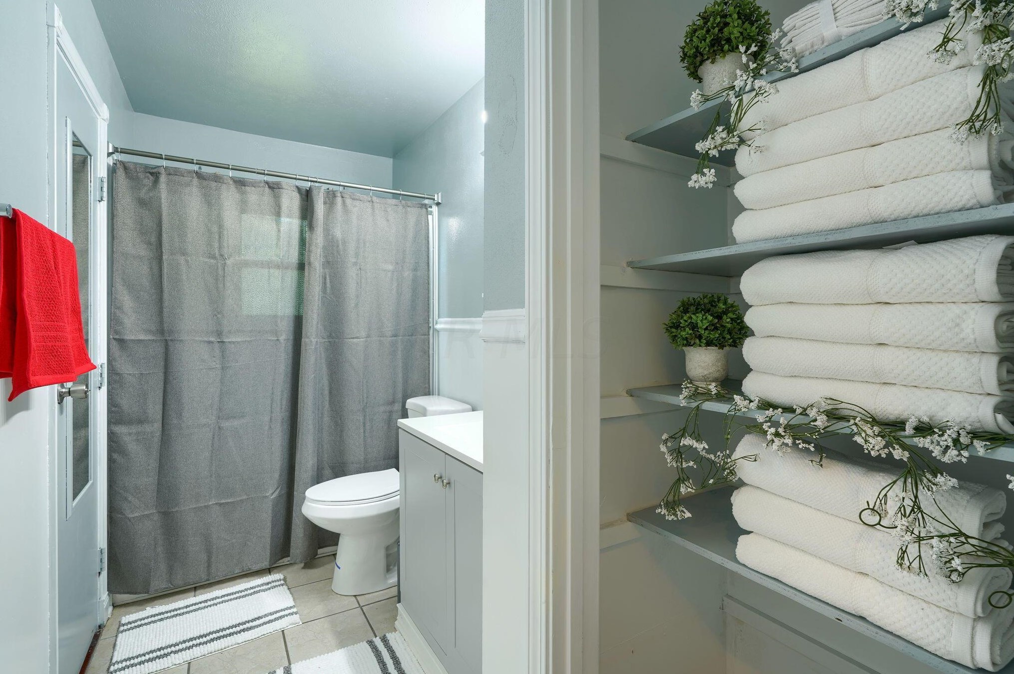 437 Stygler Rd, Columbus OH  43230-2027 exterior