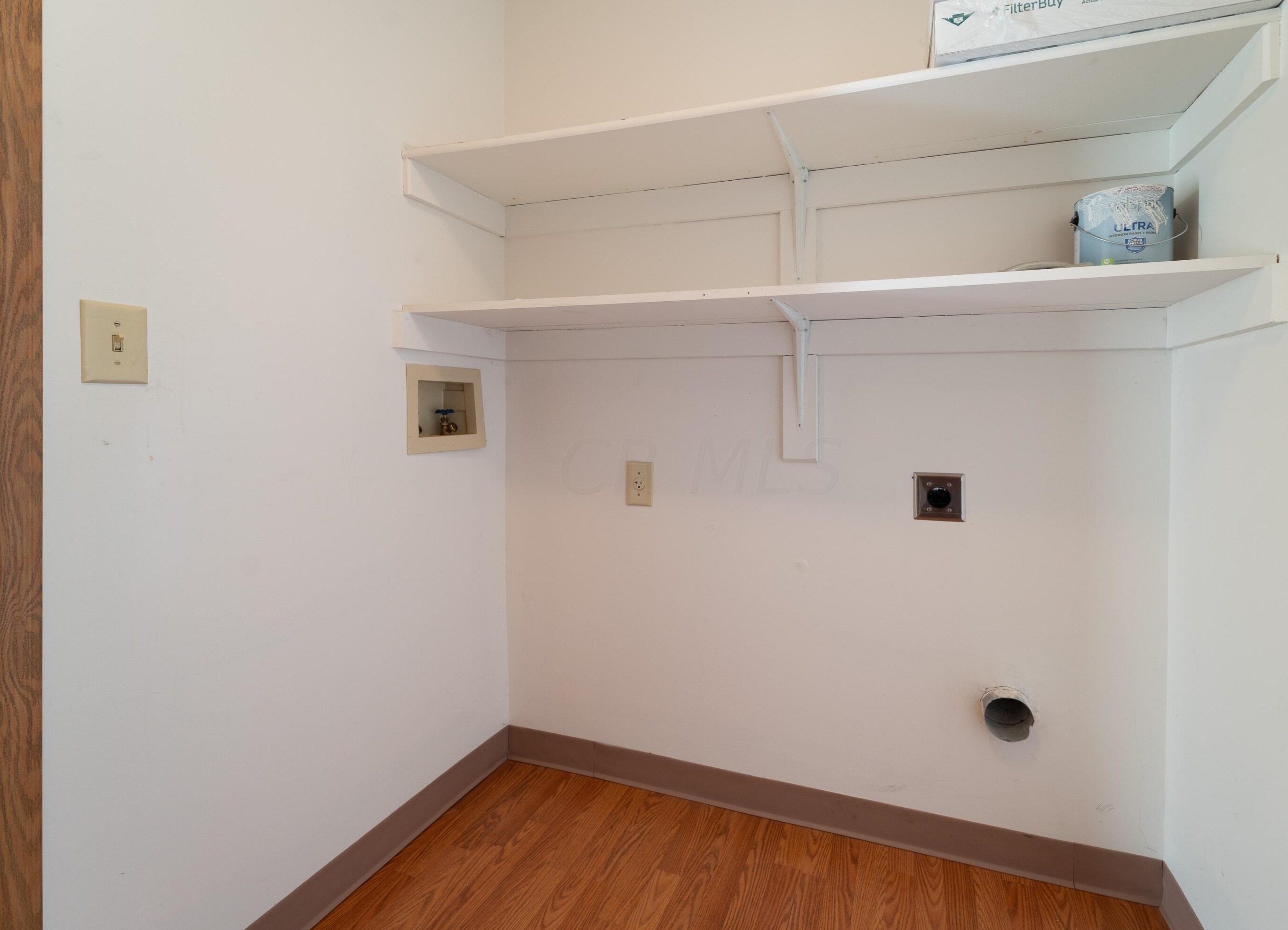 148 Oak Crk Pl, Columbus OH 43230-8102 exterior