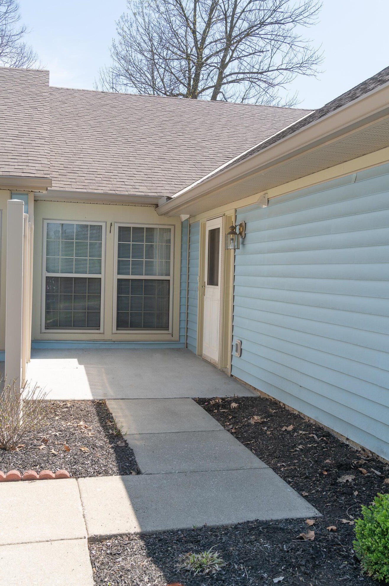 148 Oak Creek Pl, Columbus, OH 43230-8102