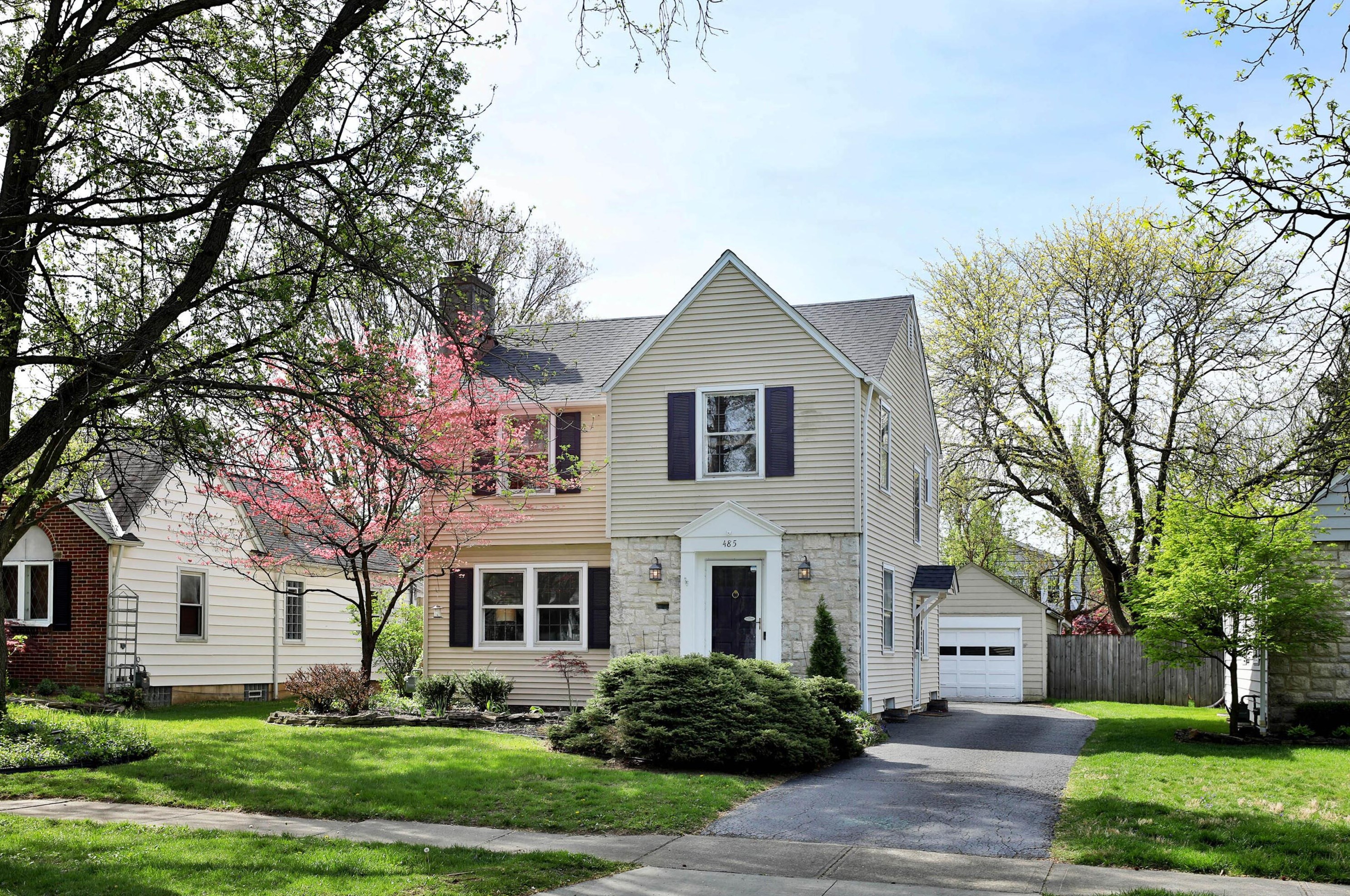 485 Fallis Rd, Columbus, OH 43214-3774