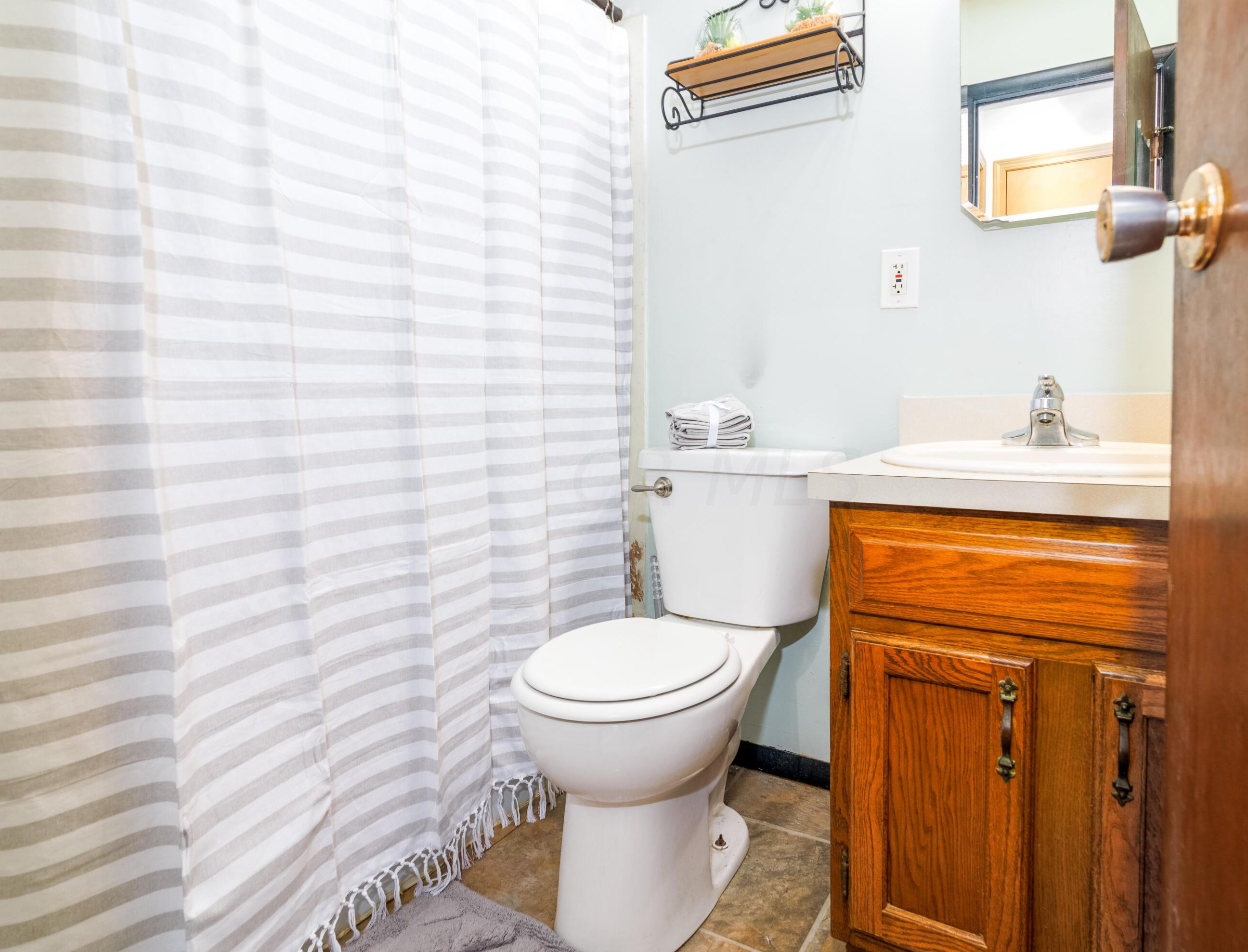 3434 Negley Rd, Columbus OH  43232-5903 exterior