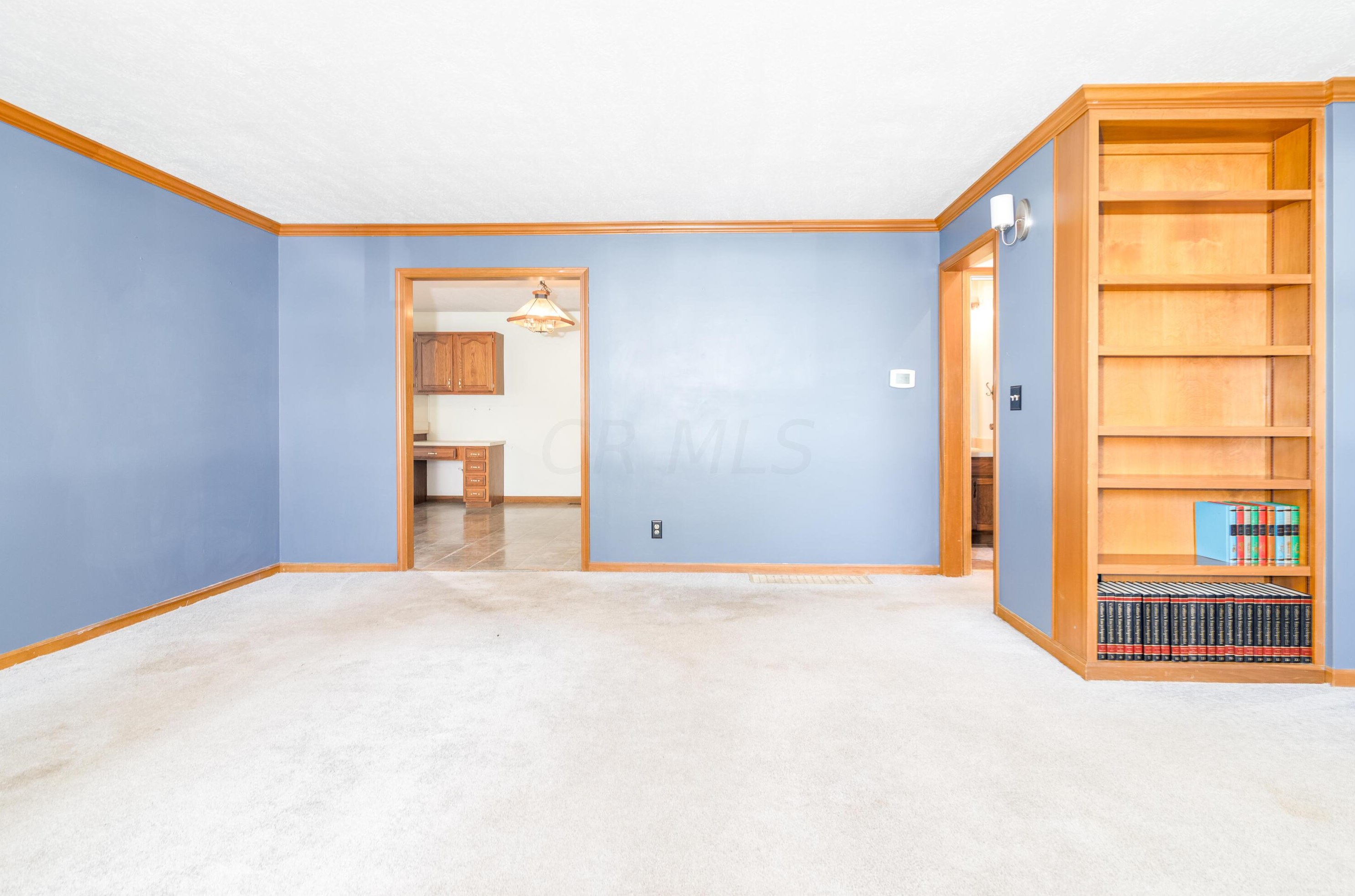 3434 Negley Rd, Columbus OH  43232-5903 exterior