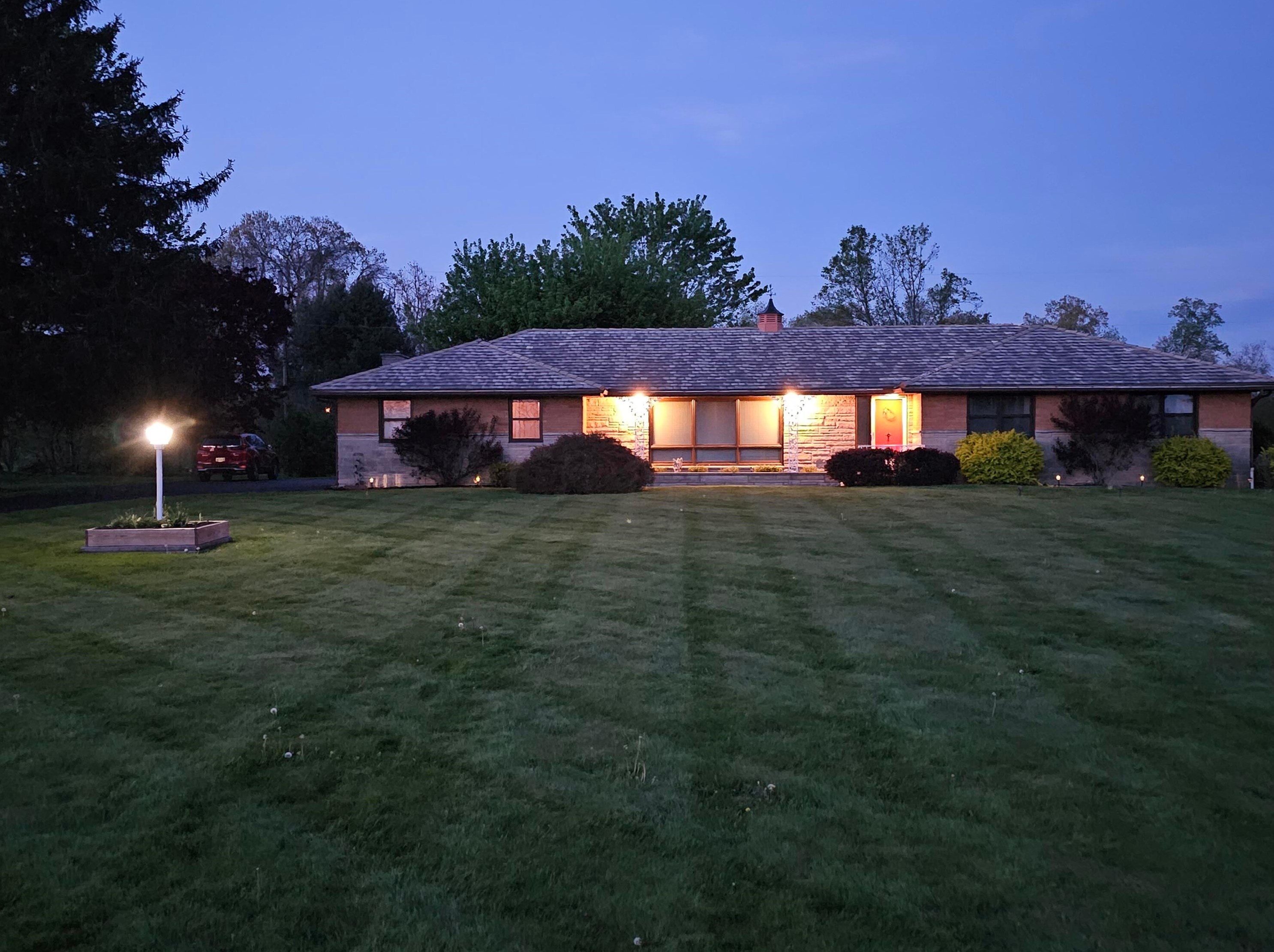 6852 State Route 13 Ne, Somerset, OH 43783