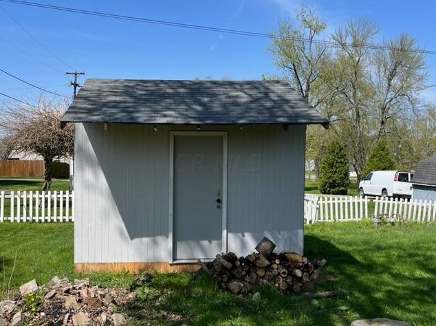 606 Newark Ave, Thornville OH  43076-9352 exterior