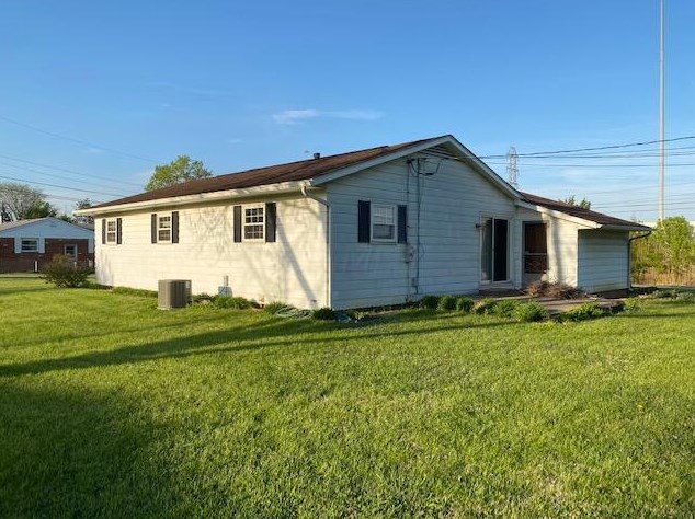 351 Gdn Hts Ave, Columbus OH 43228-1357 exterior