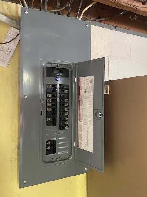 351 Gdn Hts Ave, Columbus OH 43228-1357 exterior