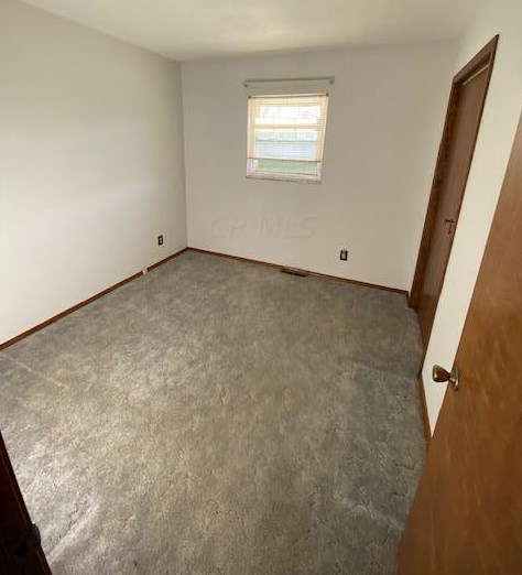 351 Gdn Hts Ave, Columbus OH 43228-1357 exterior