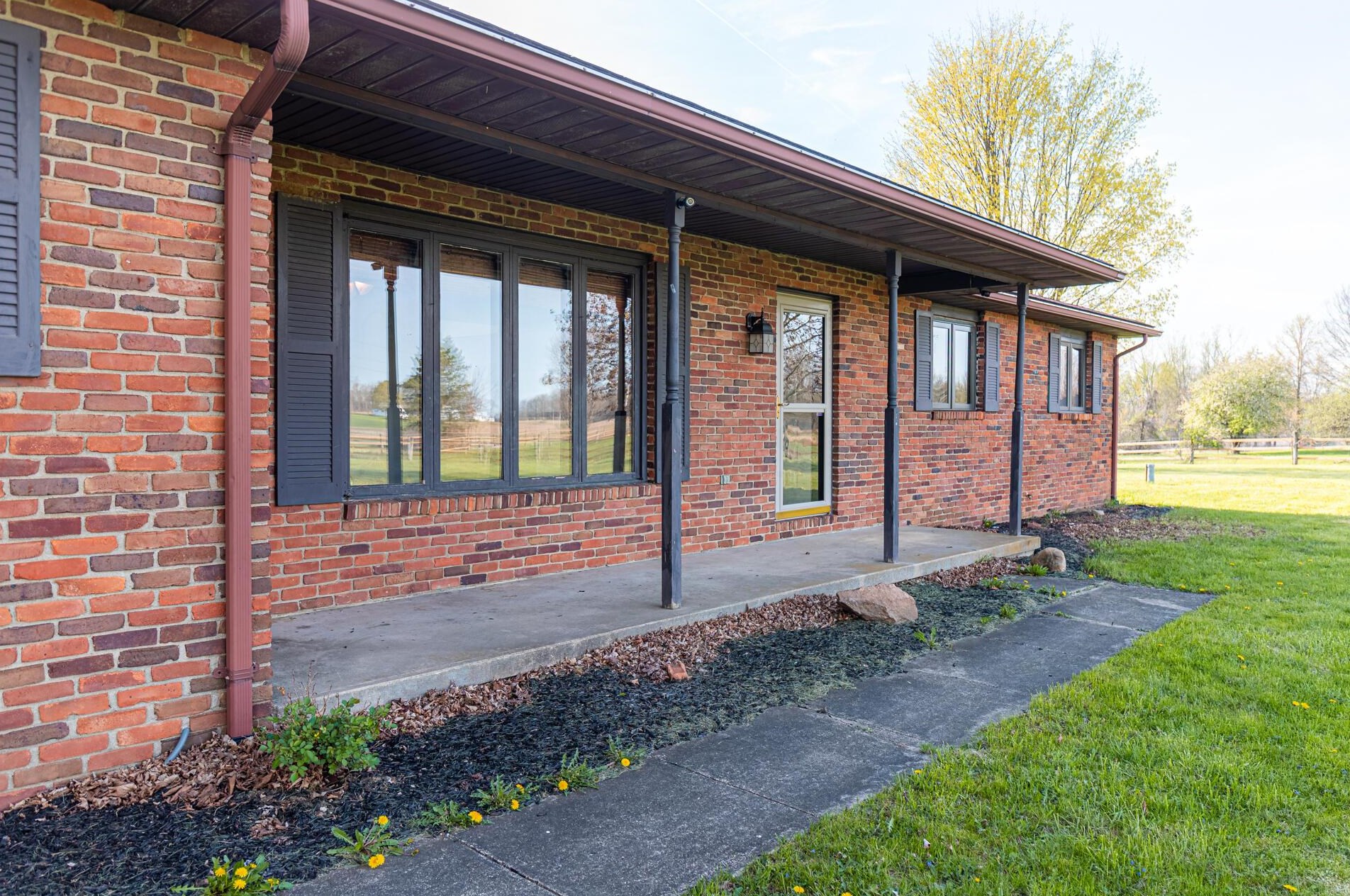 1400 Township Rd 206, Marengo, OH 43334