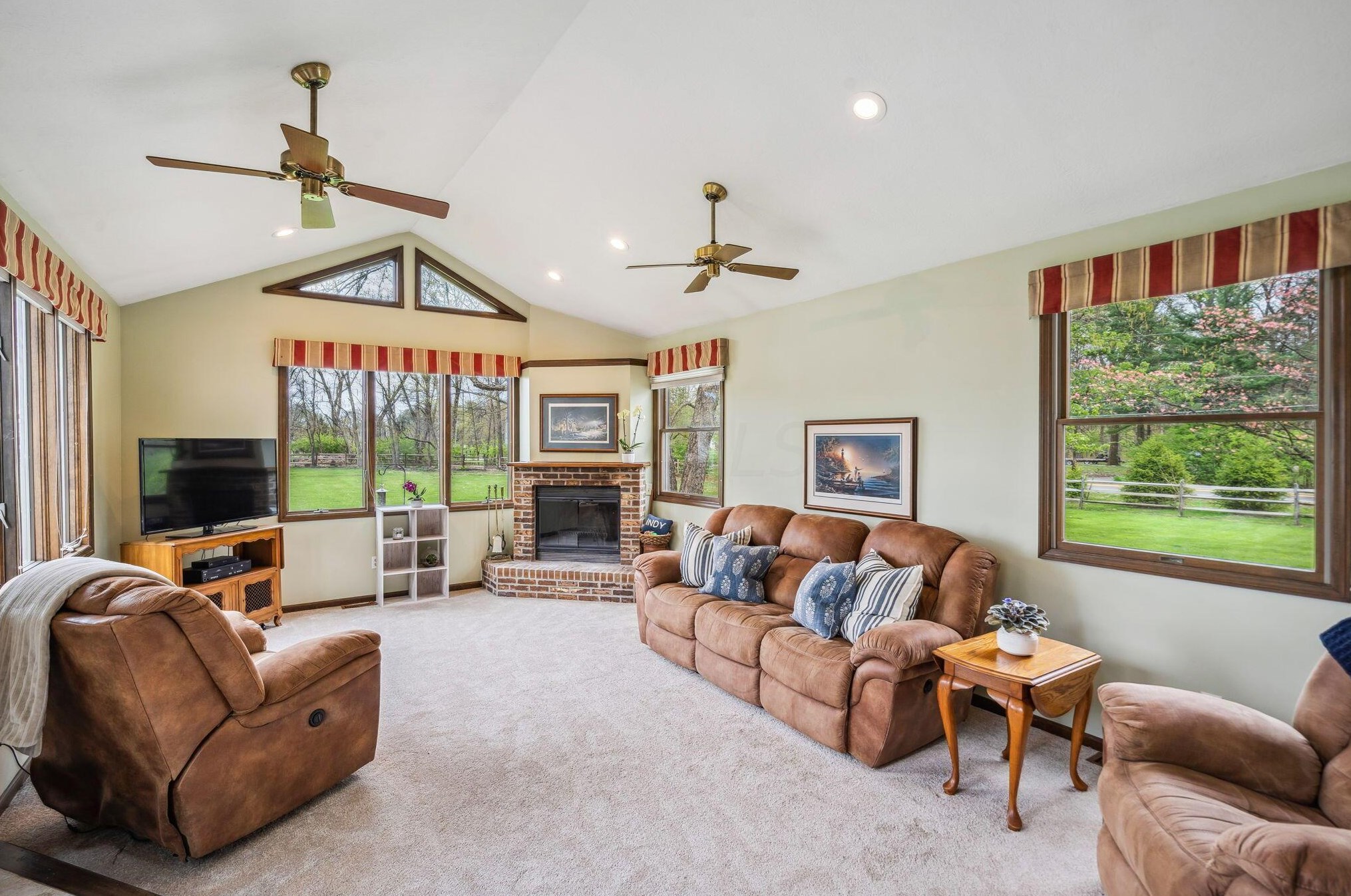 4667 Cautela Dr, Westerville, OH 43081-9657