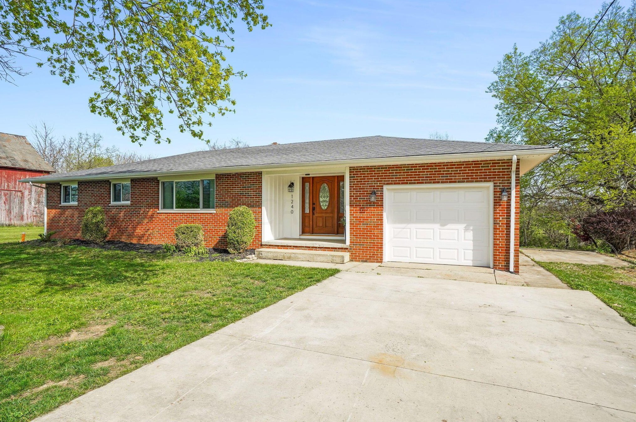 1240 Hiner Rd, Orient, OH 43146
