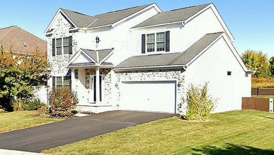 210 Longleaf St, Pickerington, OH 43147-7940